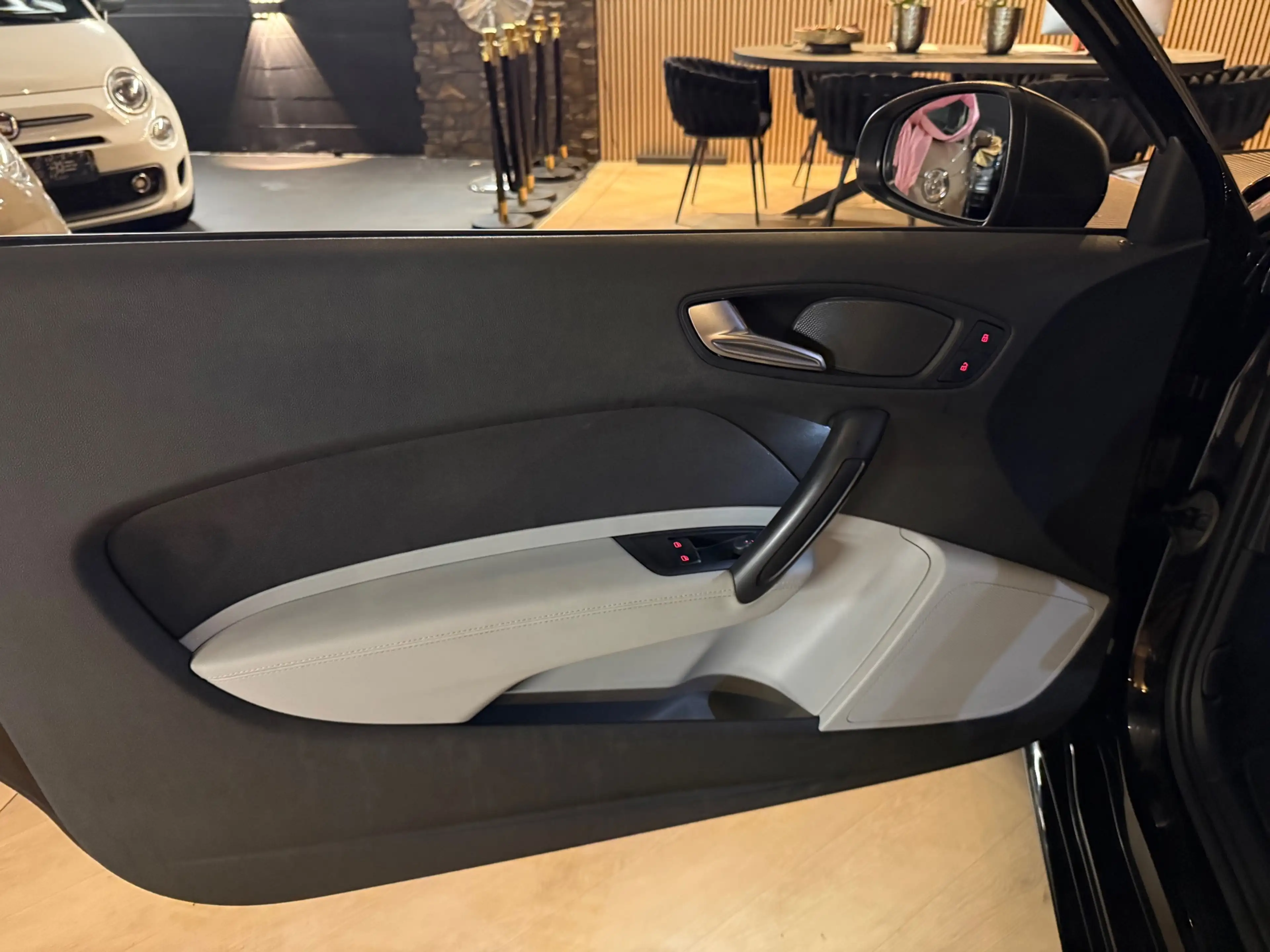 Audi A1 1.4 TFSI S-Line | Black on Black | Bluetooth | LED — photo 11