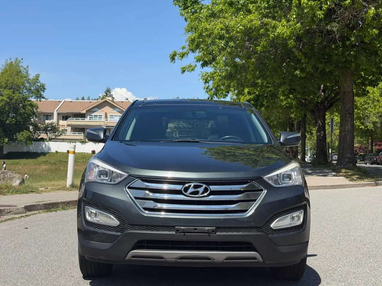 Hyundai SANTA FE photo Hyundai SANTA FE