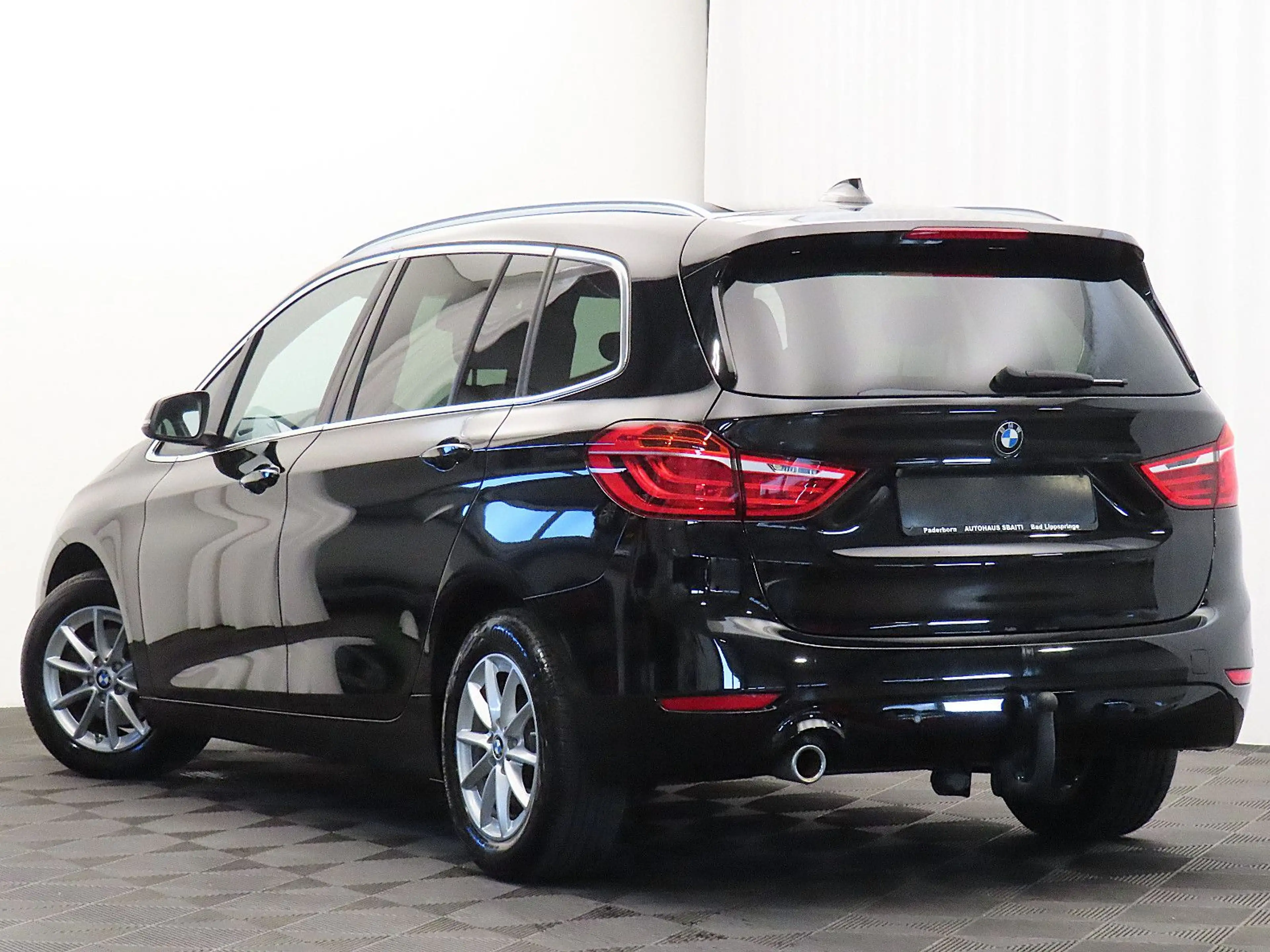 BMW 216 (7-Sitzer, LED, AHK, SHZ) — photo 5