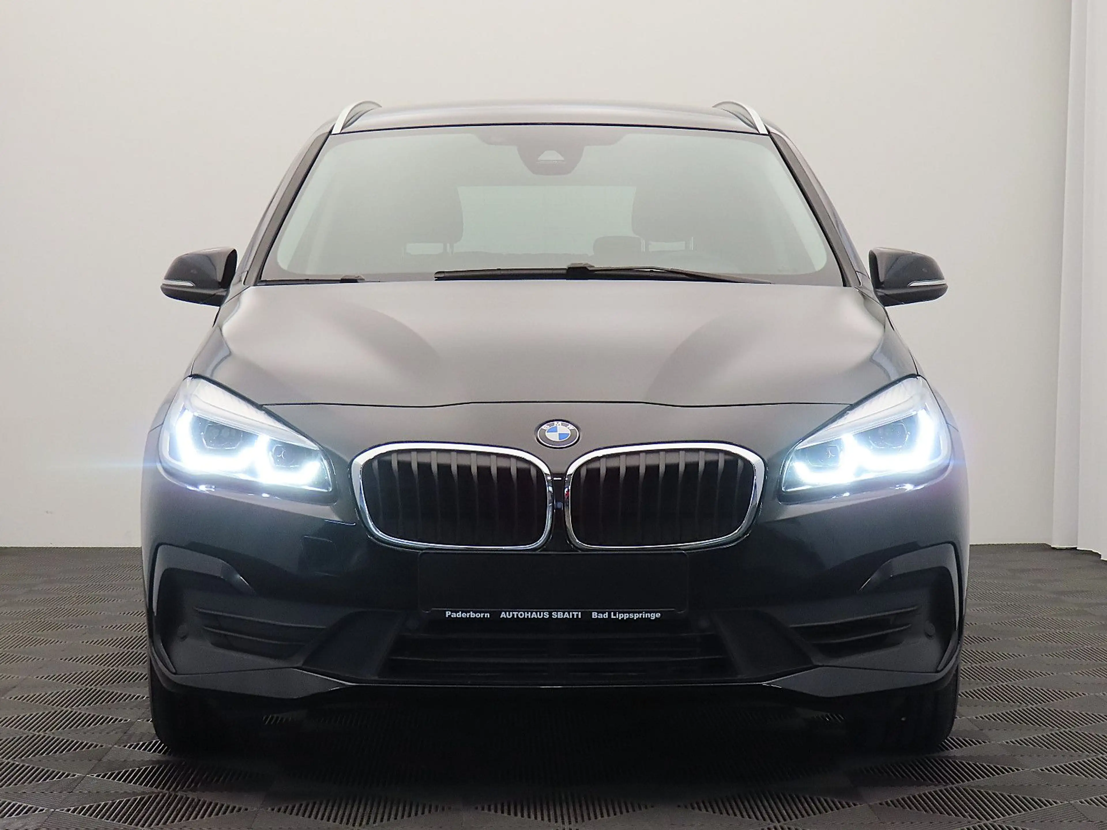 BMW 216 (7-Sitzer, LED, AHK, SHZ) — photo 2