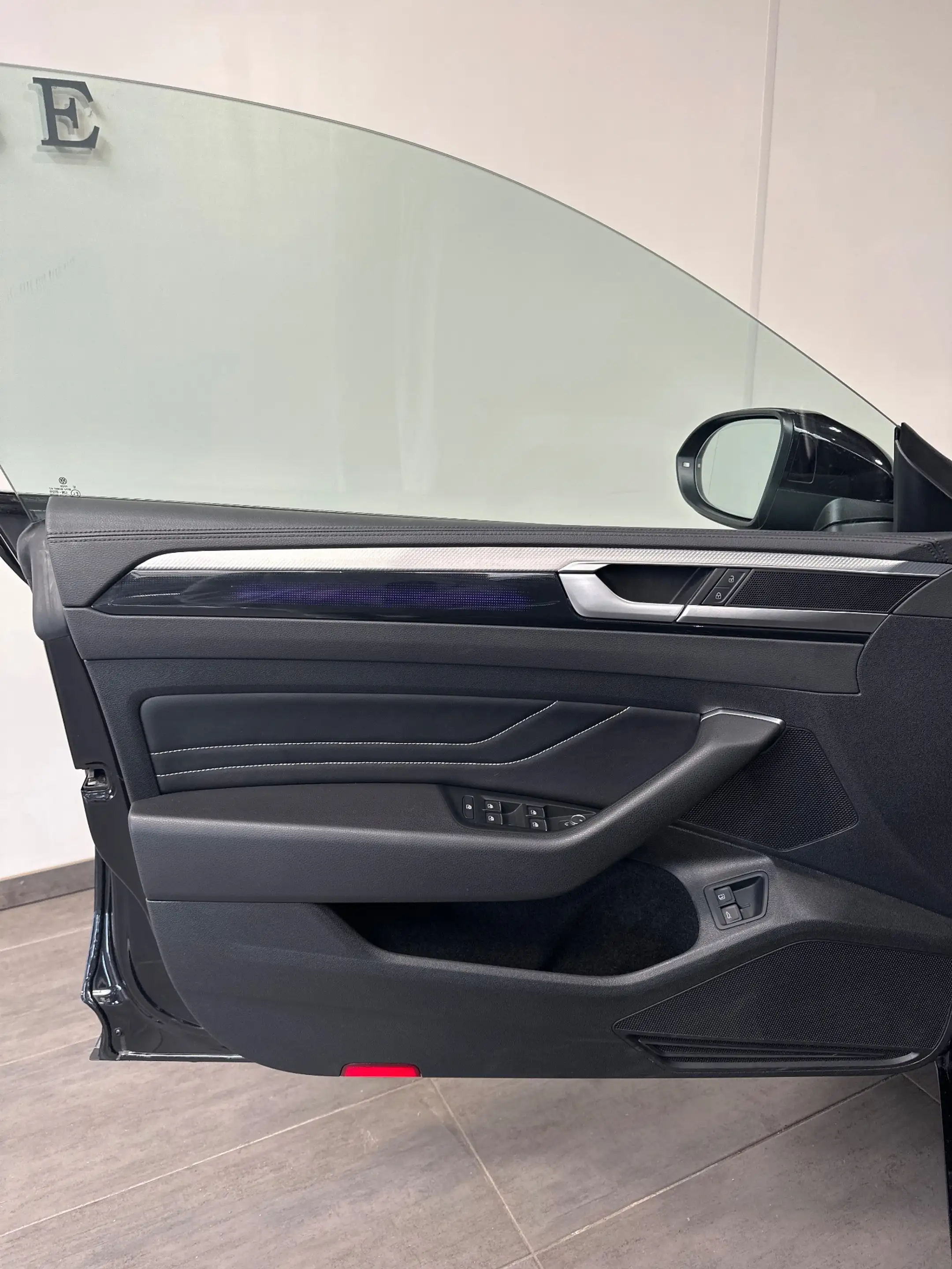 Volkswagen Arteon SB 1.4 eHybrid GTE R-Line NAV+LED+360°+19ZO+ACC — photo 6