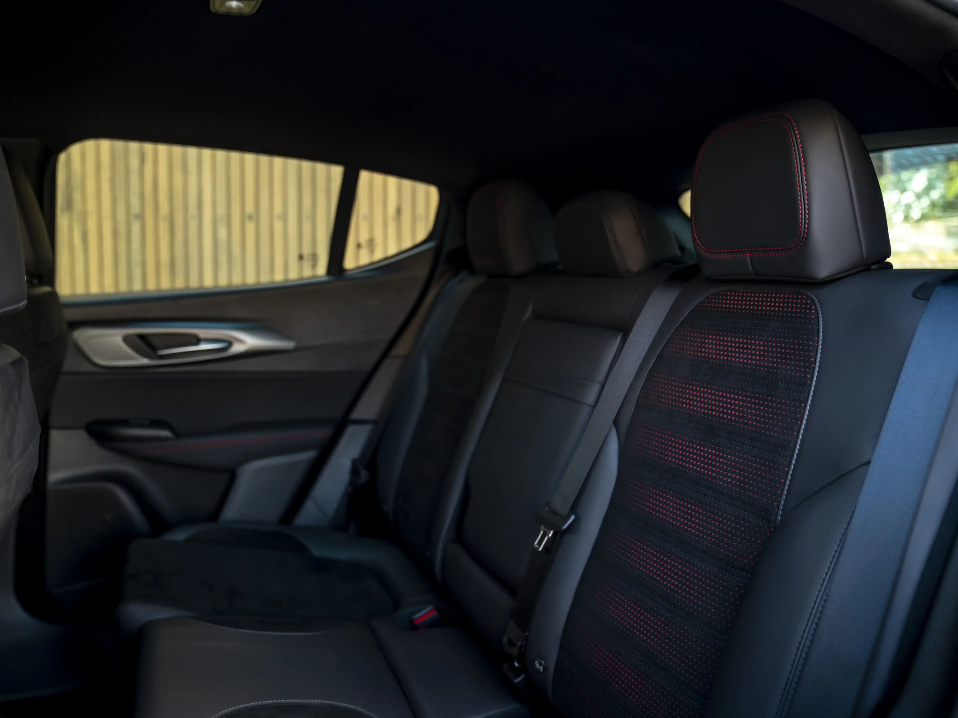 Alfa Romeo Tonale 280pk PHEV Veloce — photo 9