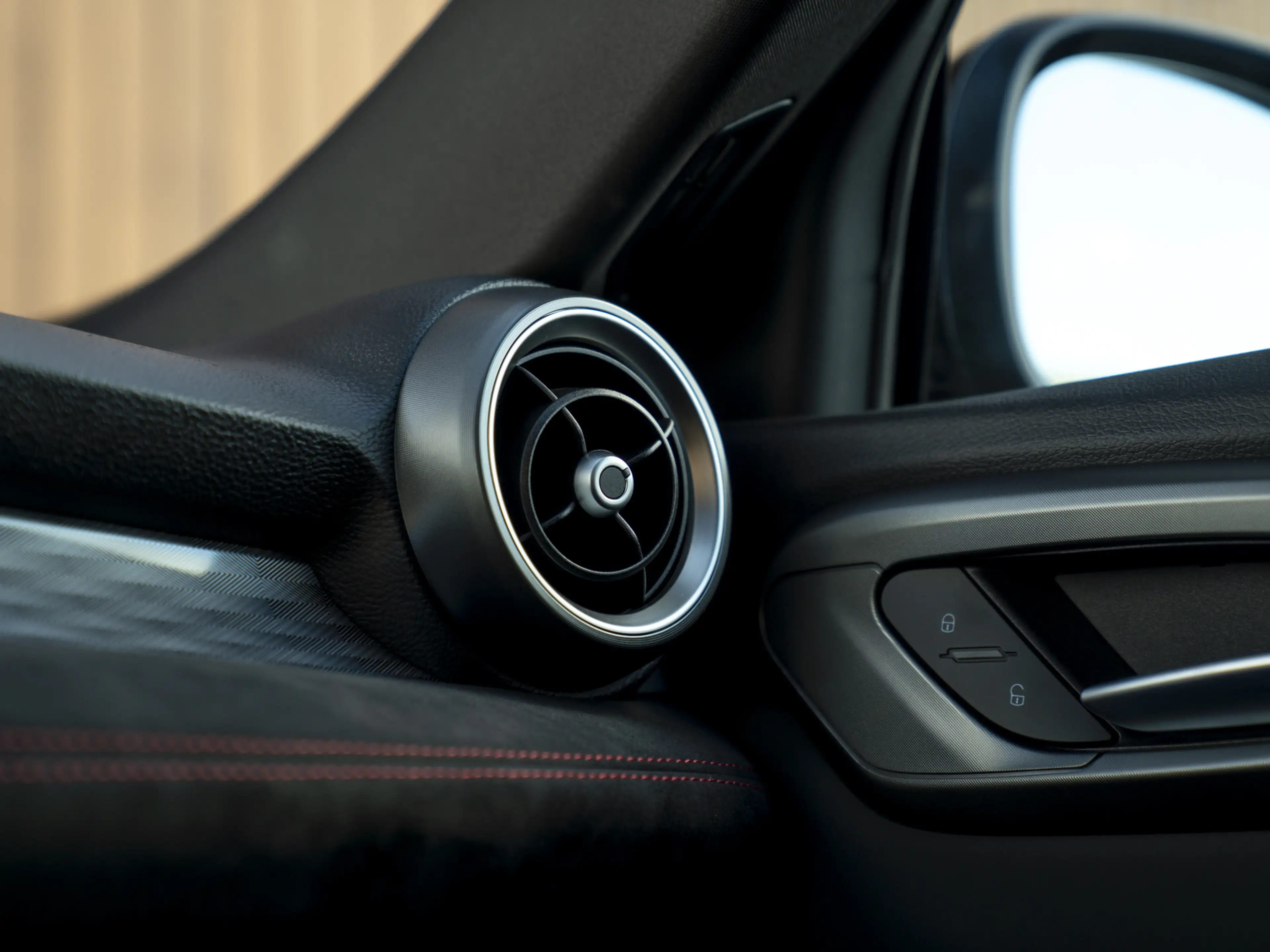 Alfa Romeo Tonale 280pk PHEV Veloce — photo 27