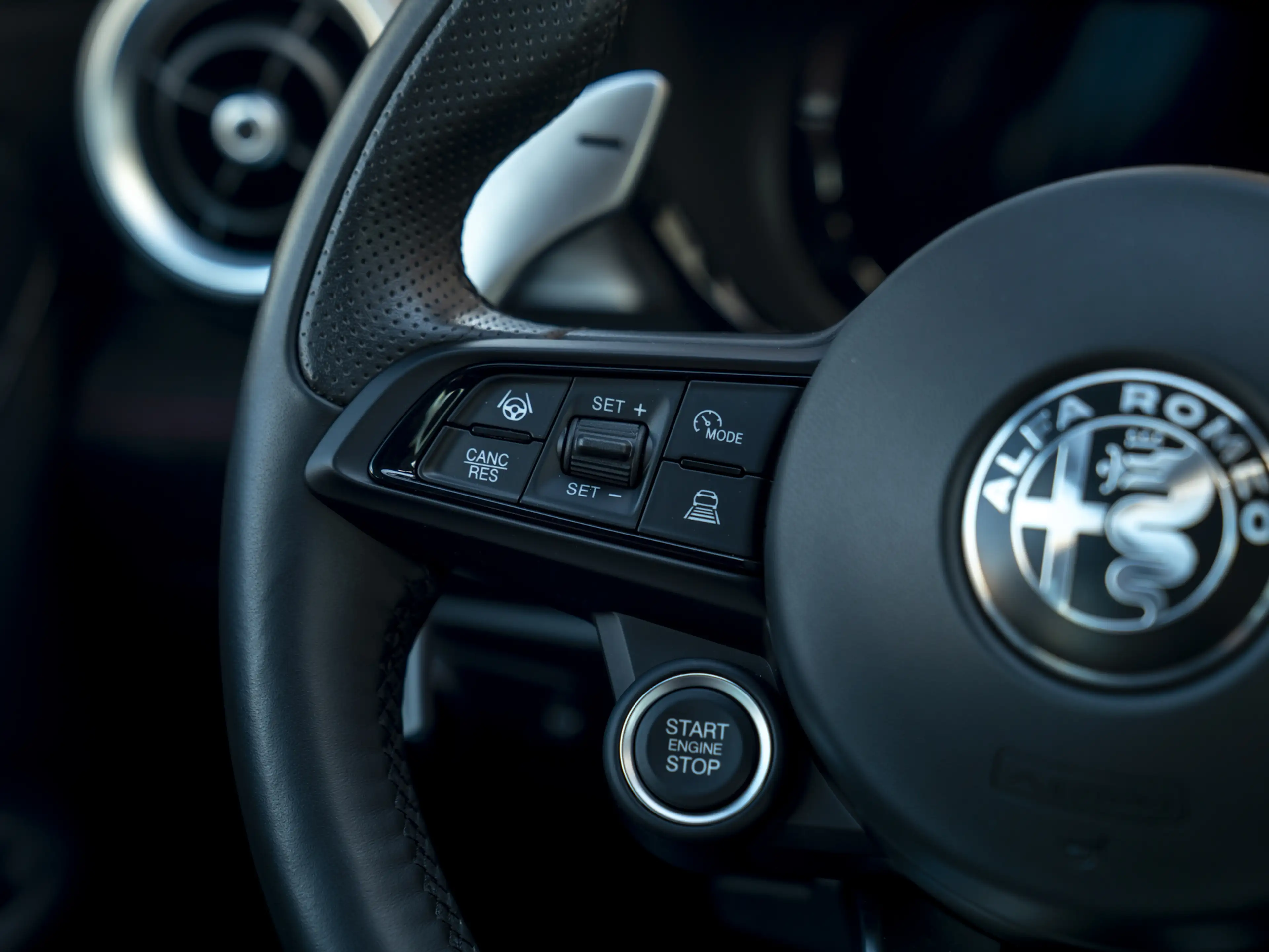 Alfa Romeo Tonale 280pk PHEV Veloce — photo 29