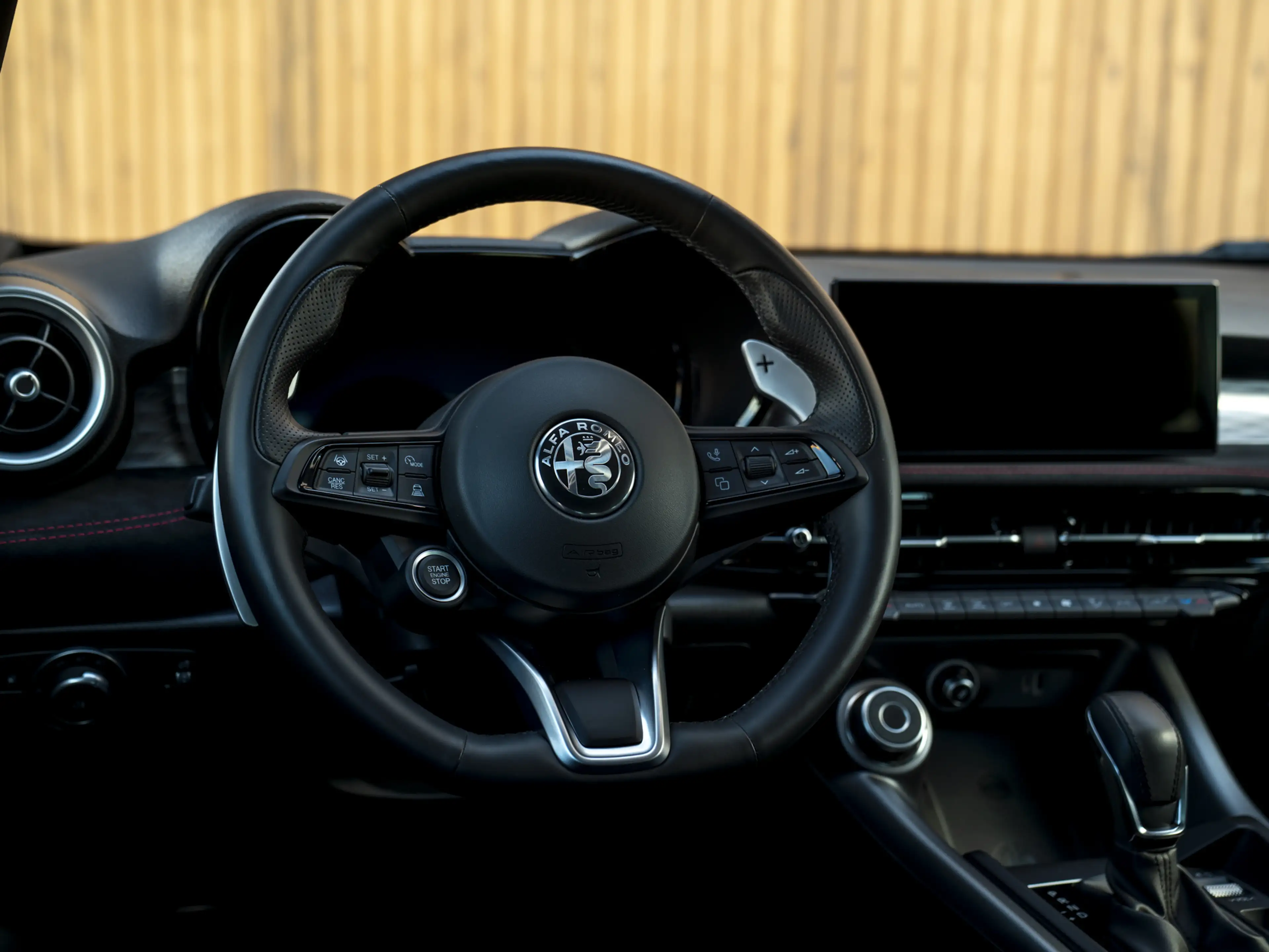 Alfa Romeo Tonale 280pk PHEV Veloce — photo 10