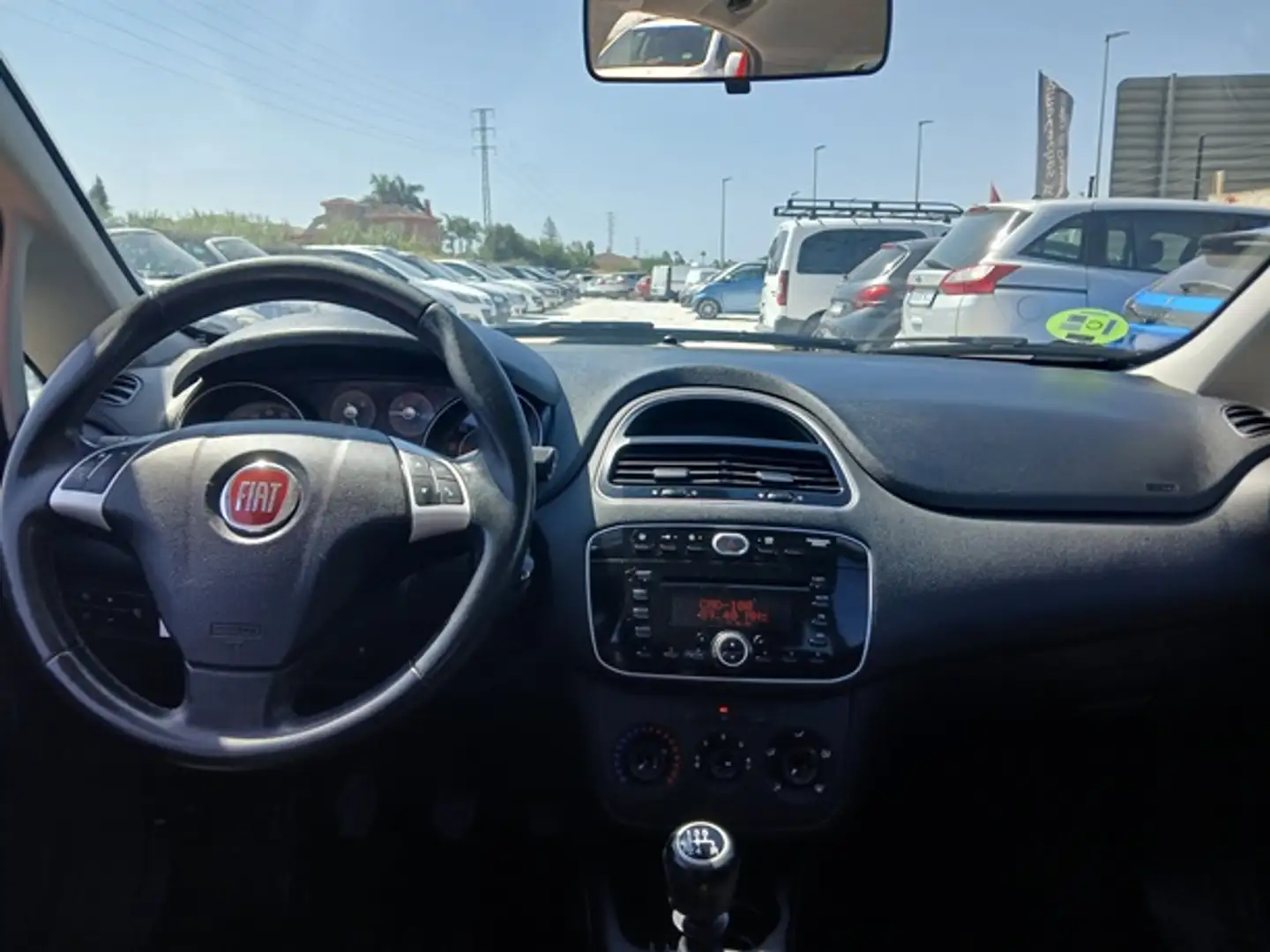 Fiat Punto 1.4 S&S Easy Rouge - 2