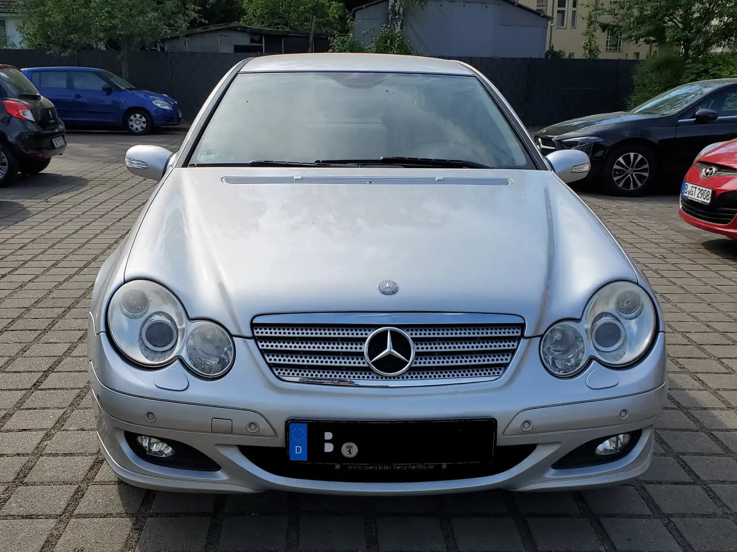 Mercedes-Benz C 160 C-Klasse Sportcoupe Kompressor Sportcoupe Automati Plateado - 2