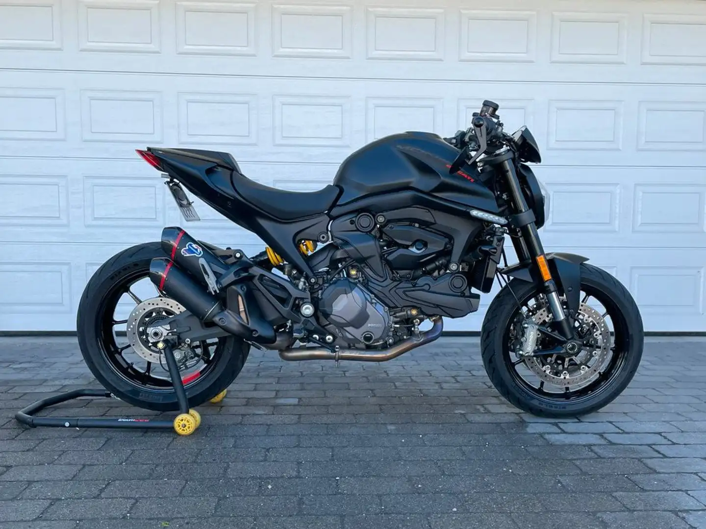Ducati Monster 937 + Negru - 1