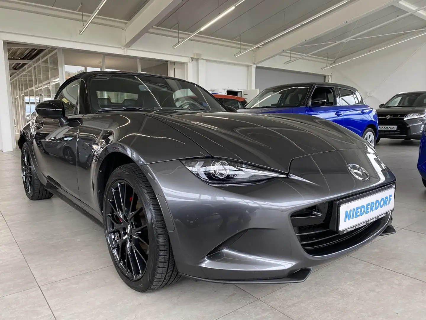 Mazda MX-5 2.0 Homura RECARO BOSE NAVI BILSTEIN BREMBO Grau - 1