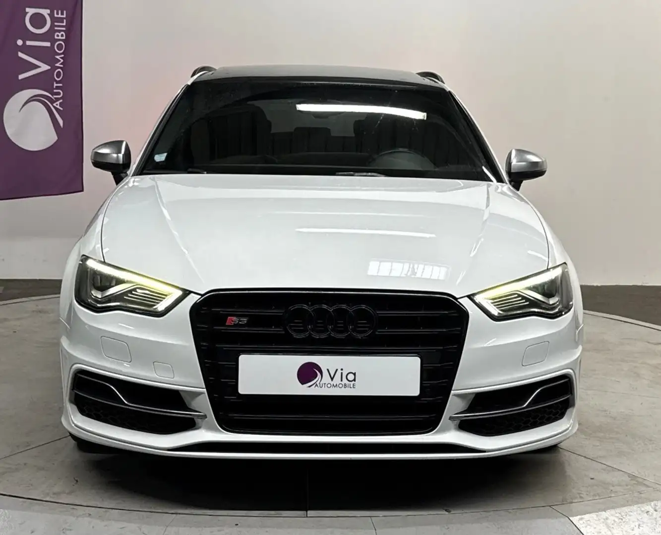Audi S3 2.0 TFSI 300 Quattro S-Tronic 6 / 2 ème Main / Toit Ouvrant / Caméra de Recul / Bang\u0026amp;Olufsen Blanc - 2