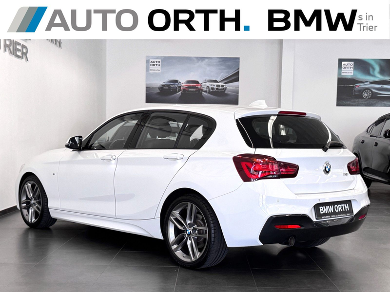 BMW 118 i M-SPORT SCHALTER LEDER NAVI LED SHZ PDC 18" — photo 4