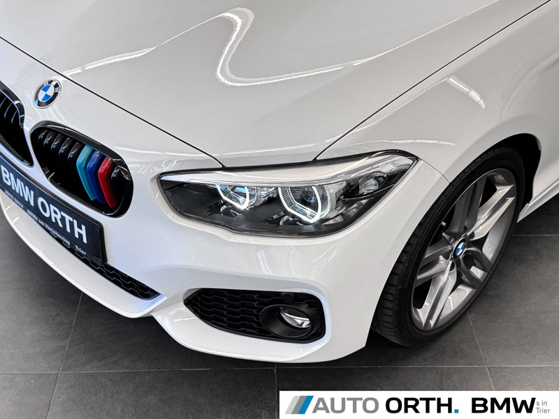 BMW 118 i M-SPORT SCHALTER LEDER NAVI LED SHZ PDC 18" — photo 11