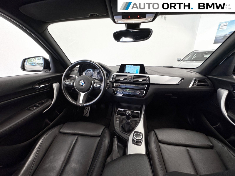 BMW 118 i M-SPORT SCHALTER LEDER NAVI LED SHZ PDC 18" — photo 14
