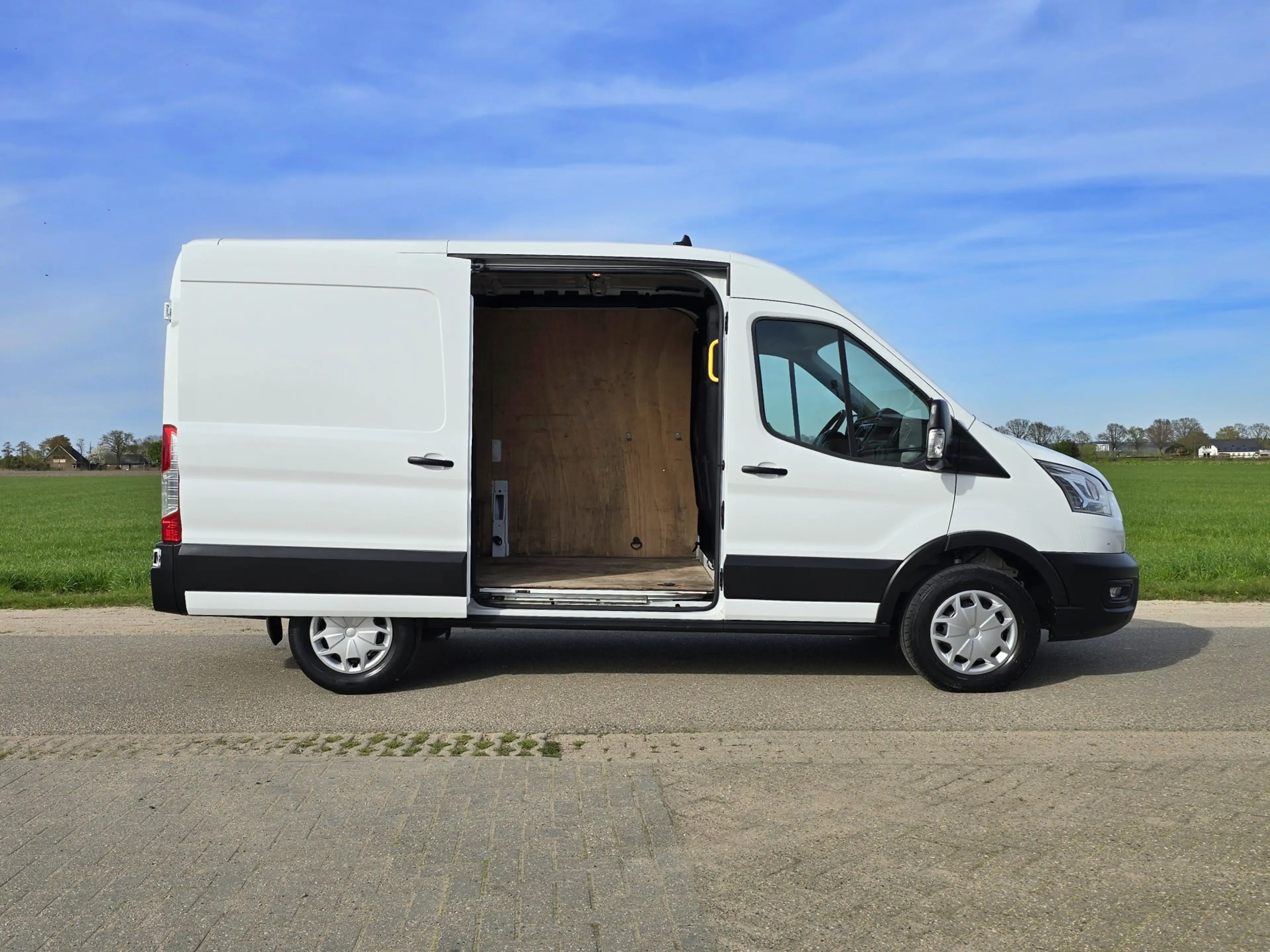 Ford Transit 350 2.0 TDCI L2 H2 - 130 Pk - Euro 6 - Airco - Cru — photo 27