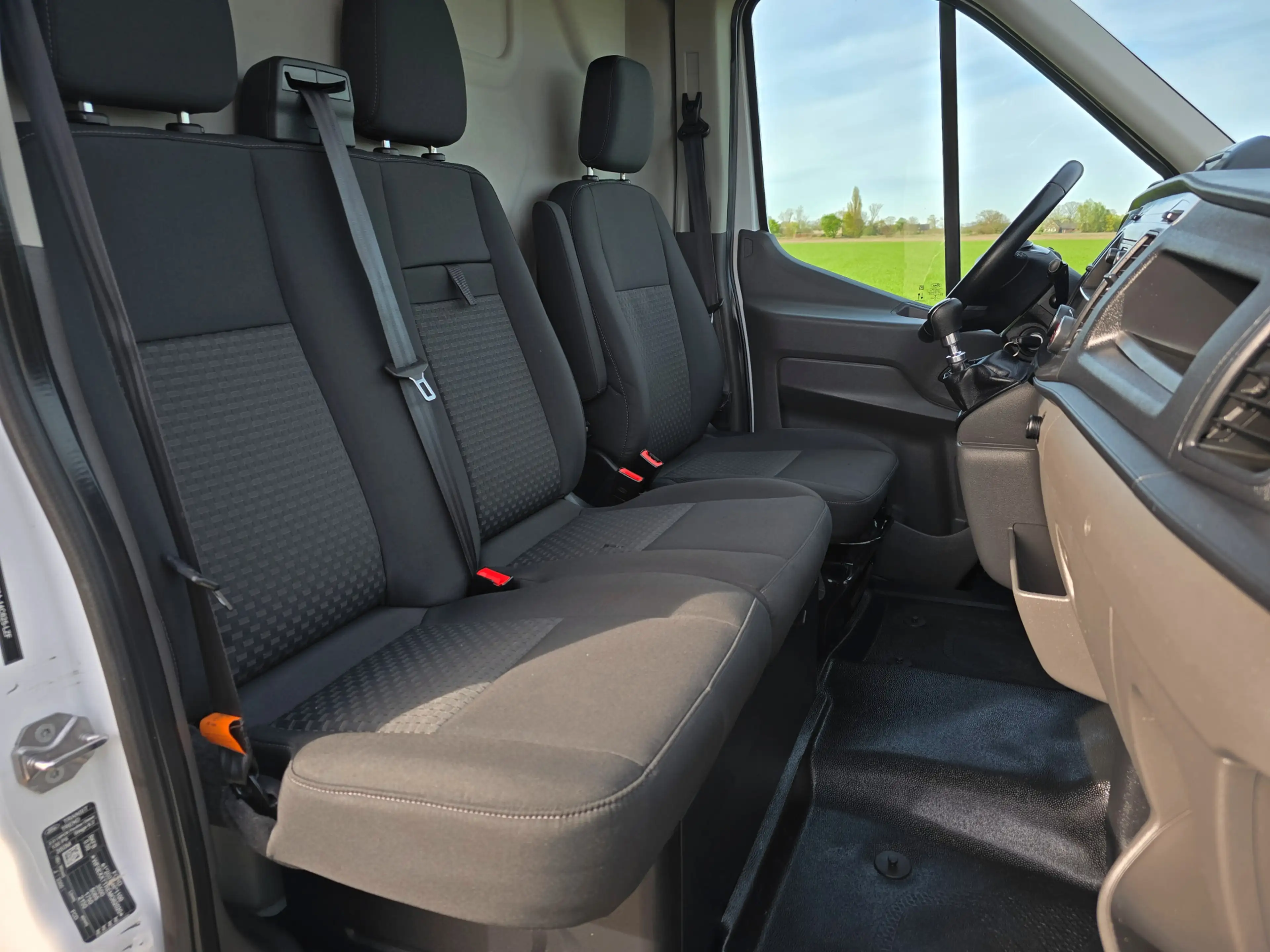 Ford Transit 350 2.0 TDCI L2 H2 - 130 Pk - Euro 6 - Airco - Cru — photo 13