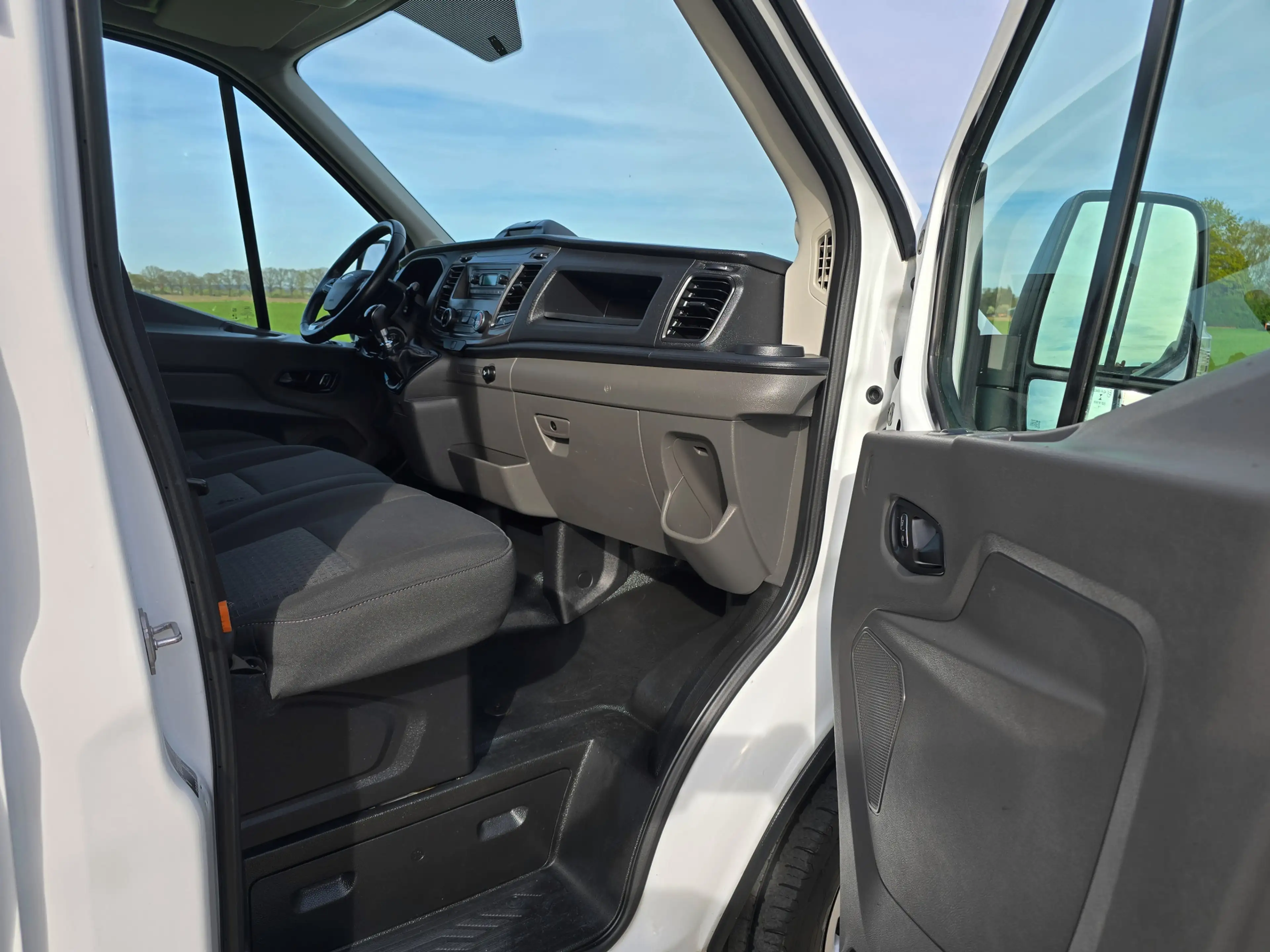 Ford Transit 350 2.0 TDCI L2 H2 - 130 Pk - Euro 6 - Airco - Cru — photo 12