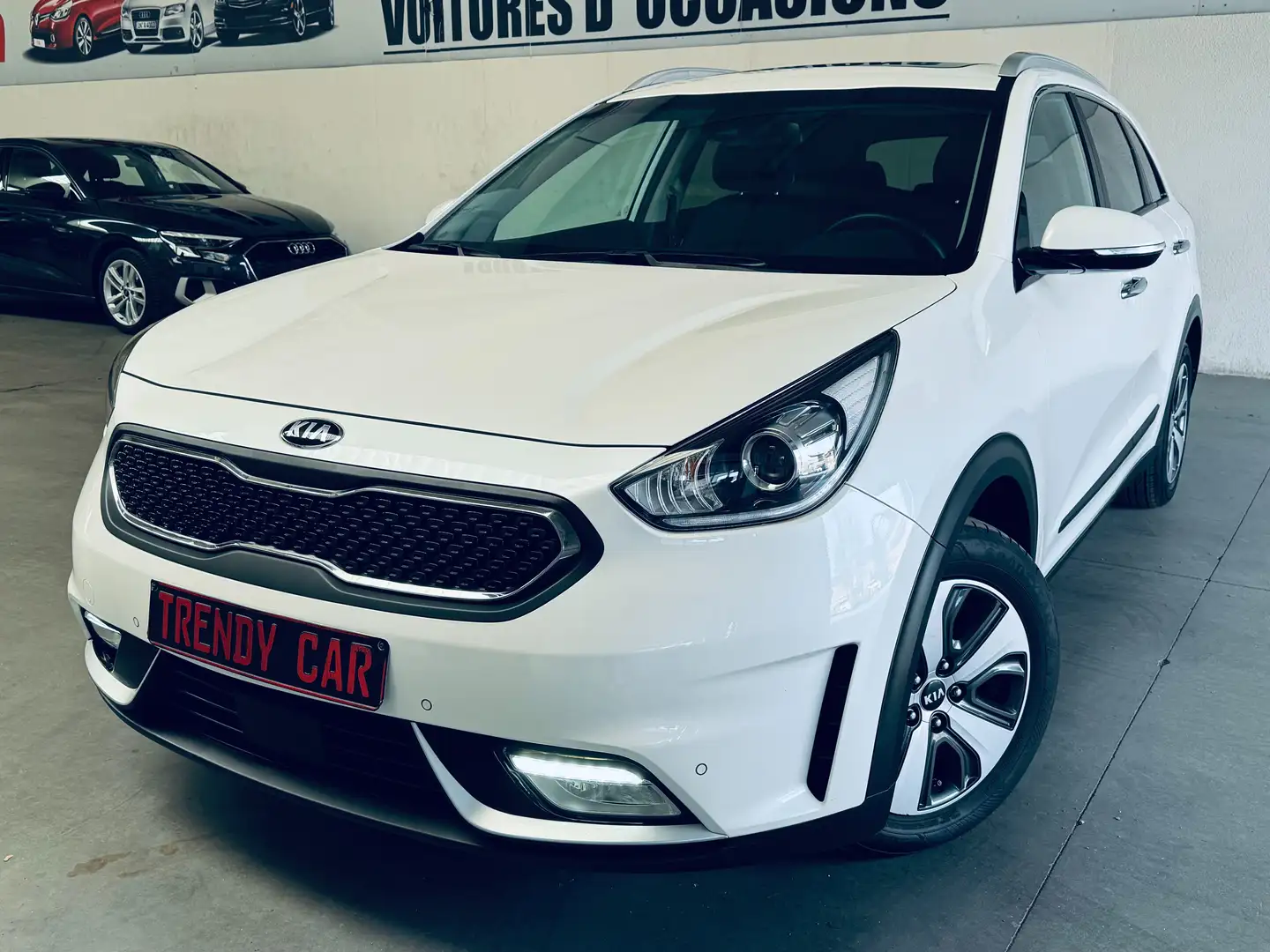 Kia Niro 1.6 GDi HEV Fusion HYBRIDE+CARPLAY+CARNET+GARANTIE Wit - 1