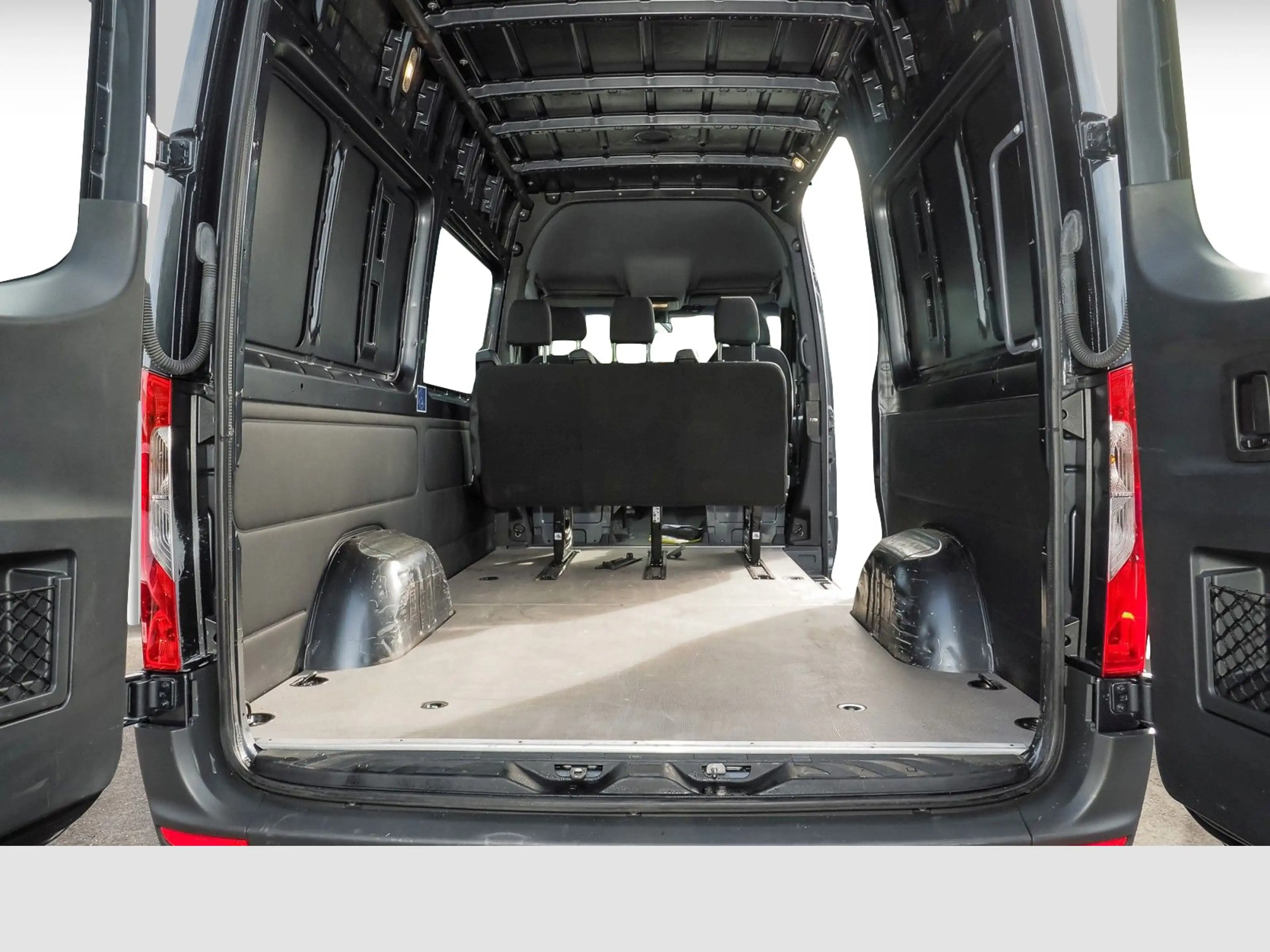 Mercedes-Benz Sprinter PRO 2.0 CDI — photo 15