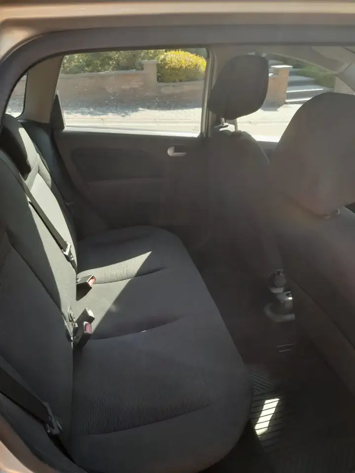 Ford Fiesta Ghia, foto 7