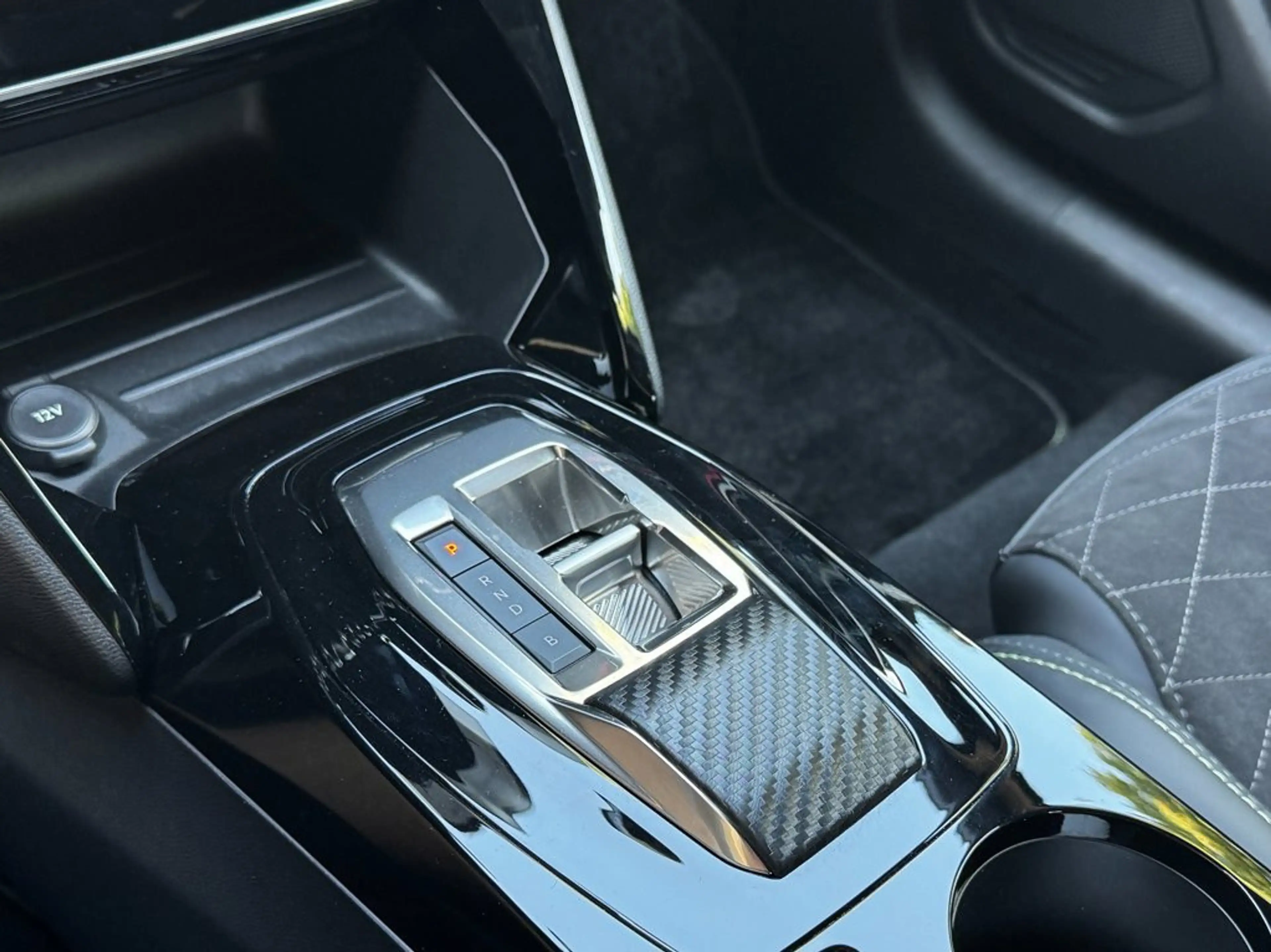 Peugeot e-208 EV GT 350 50 kWh *Carplay*Camera*Navi*Dodehoek* — photo 5