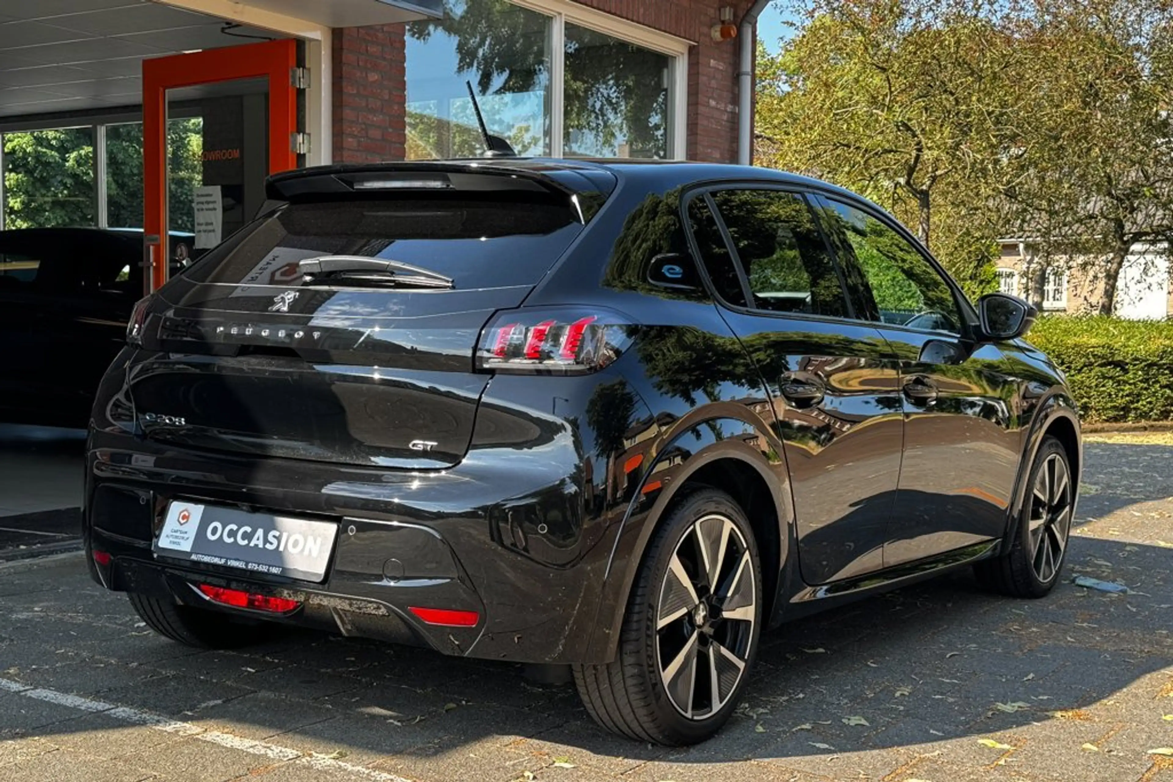 Peugeot e-208 EV GT 350 50 kWh *Carplay*Camera*Navi*Dodehoek* — photo 3