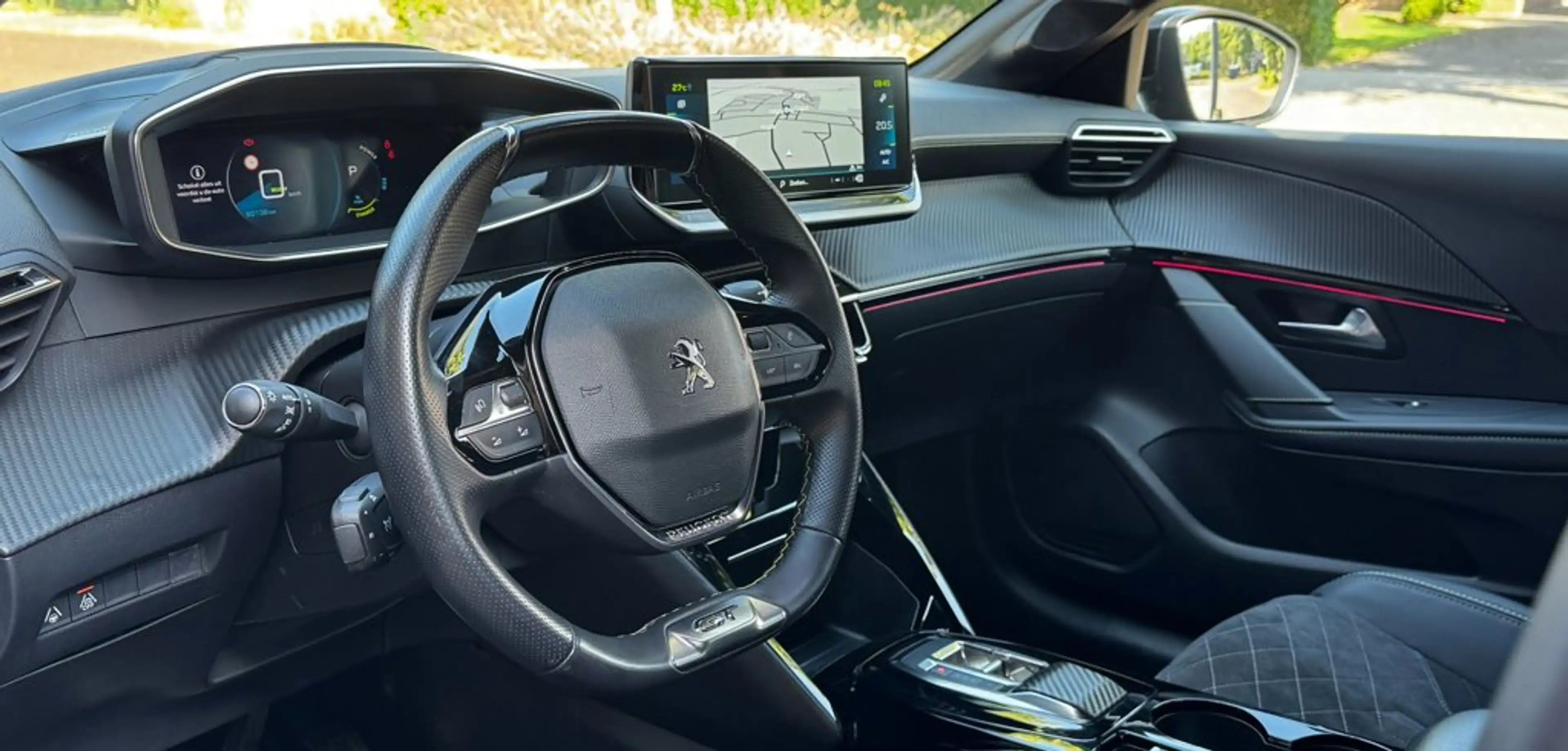Peugeot e-208 EV GT 350 50 kWh *Carplay*Camera*Navi*Dodehoek* — photo 4