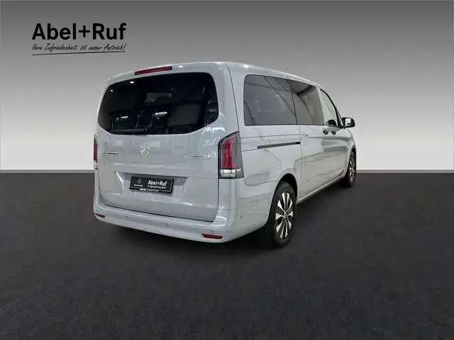 Mercedes-Benz Vito view 7