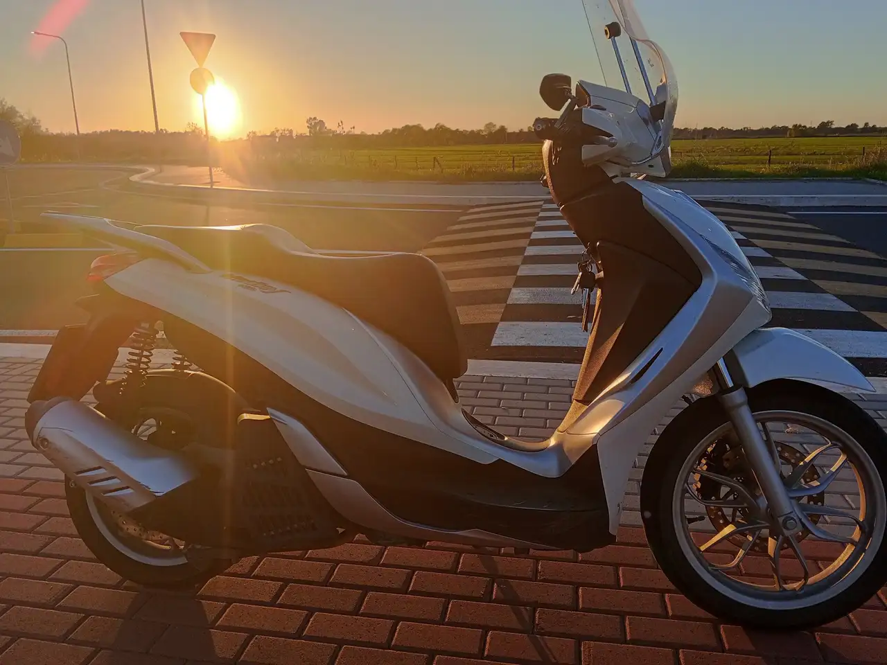 Piaggio Medley 125