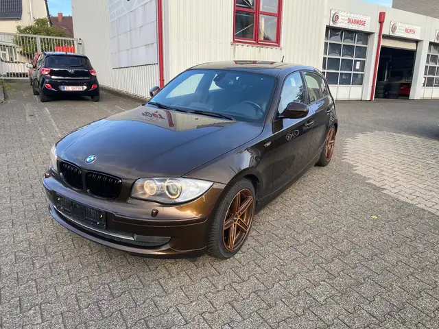 BMW 123 123 d ~Leder~Navi~Sitzheizung~PDC~Tempomat