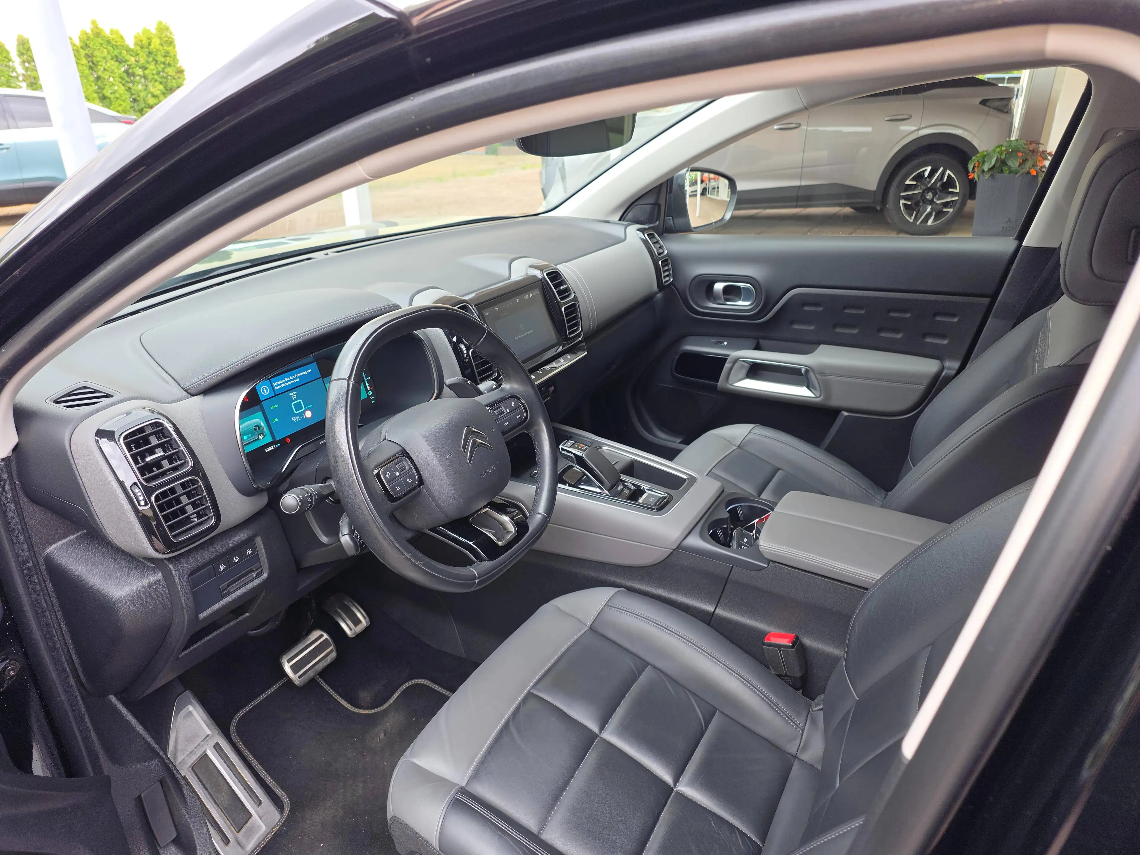 Citroen C5 Aircross Hybrid 225 e.EAT8 SHINE PACK *AHK, LEDER, MASSAGE* — photo 7