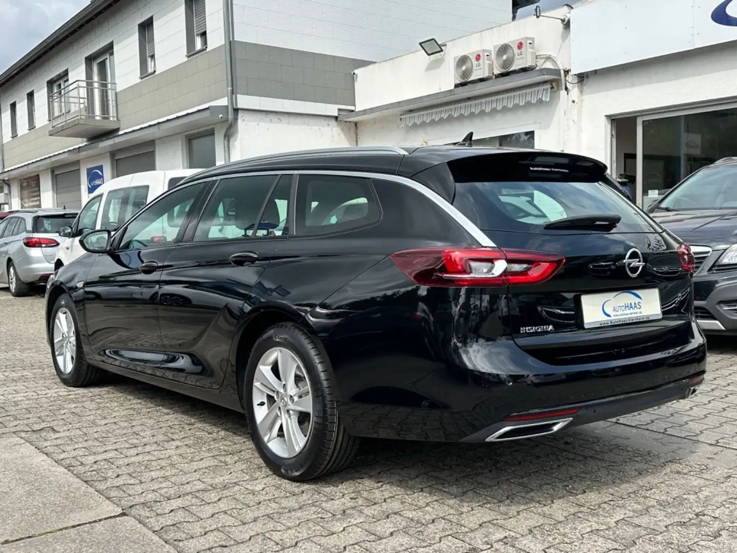 Opel Insignia 2.0 Turbo ST Elegance*AUTOM.*LED-Matrix Noir - 2