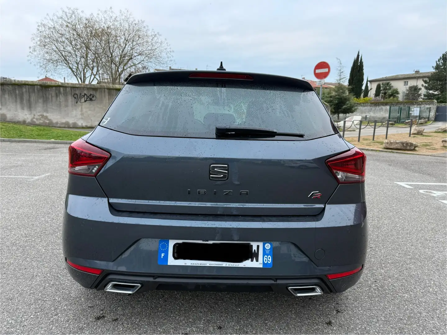 SEAT Ibiza 1.0 EcoTSI 115 ch S/S DSG7 FR Gris - 2