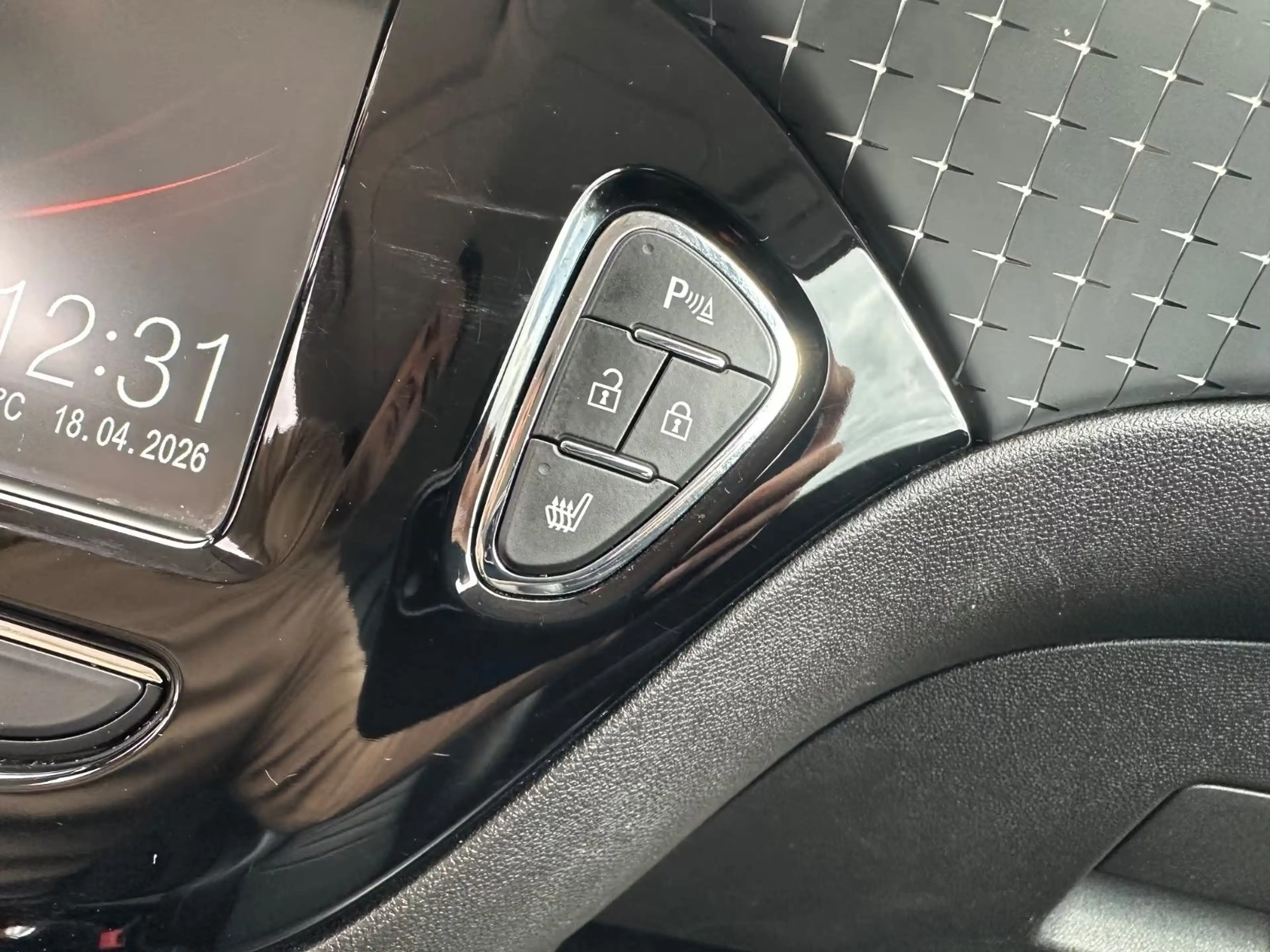 Opel Adam S 1,4 2.HAND Klima RECARO Sternenhimmel PDC — photo 24