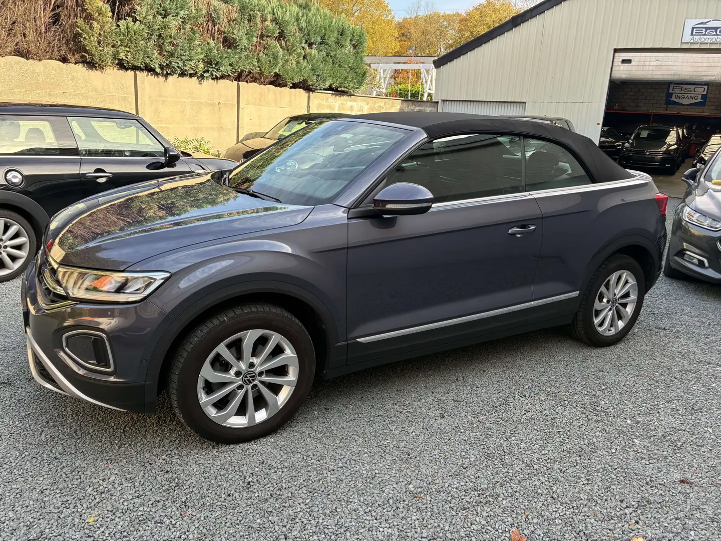 Volkswagen T-Roc T-Roc Cabrio 1.5 TSI Style Business DSG 28793km Gris - 1
