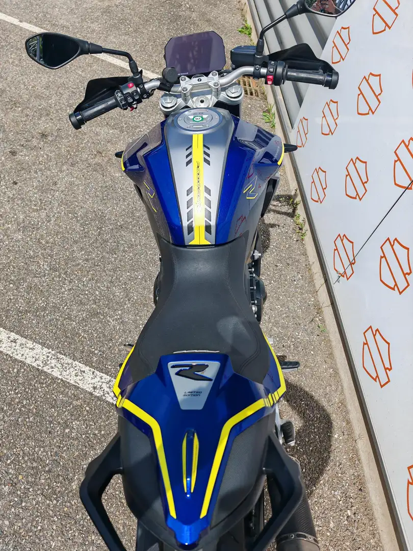 BMW F 900 R plava - 2