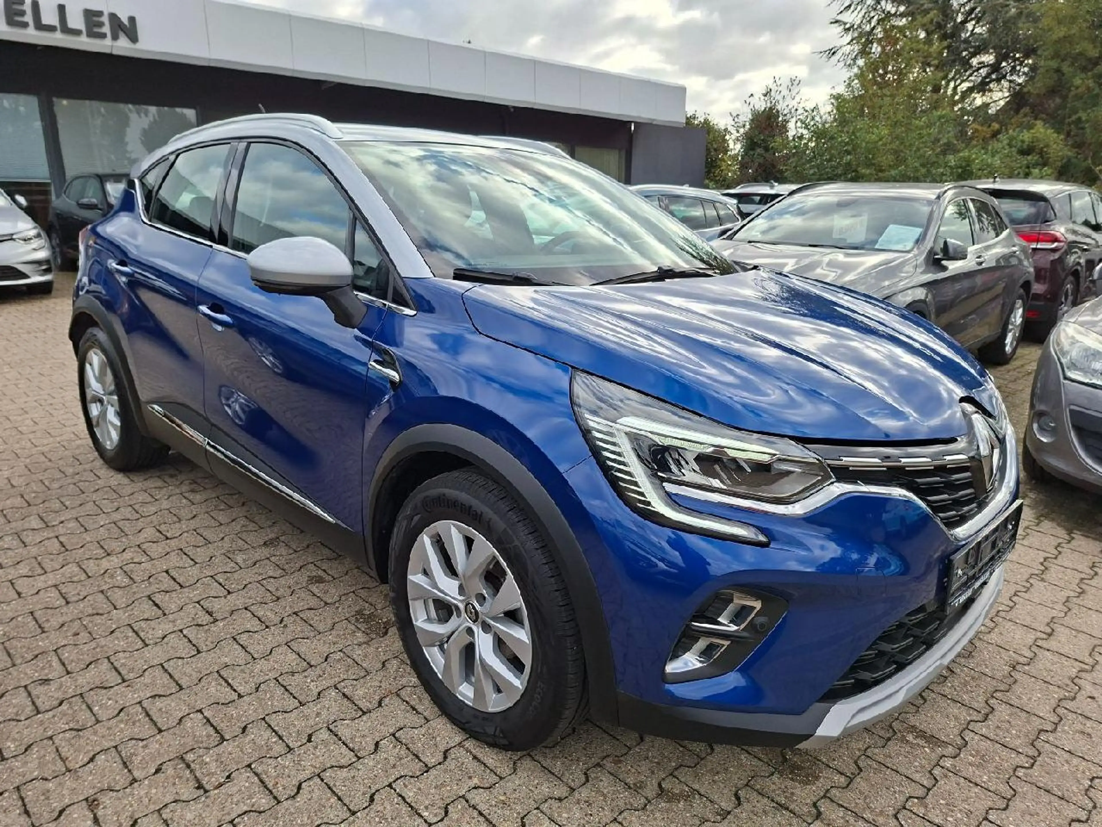 Renault Captur Intens*AHK*LED*SHZ*BlindSpot*DAB*keyless — photo 2