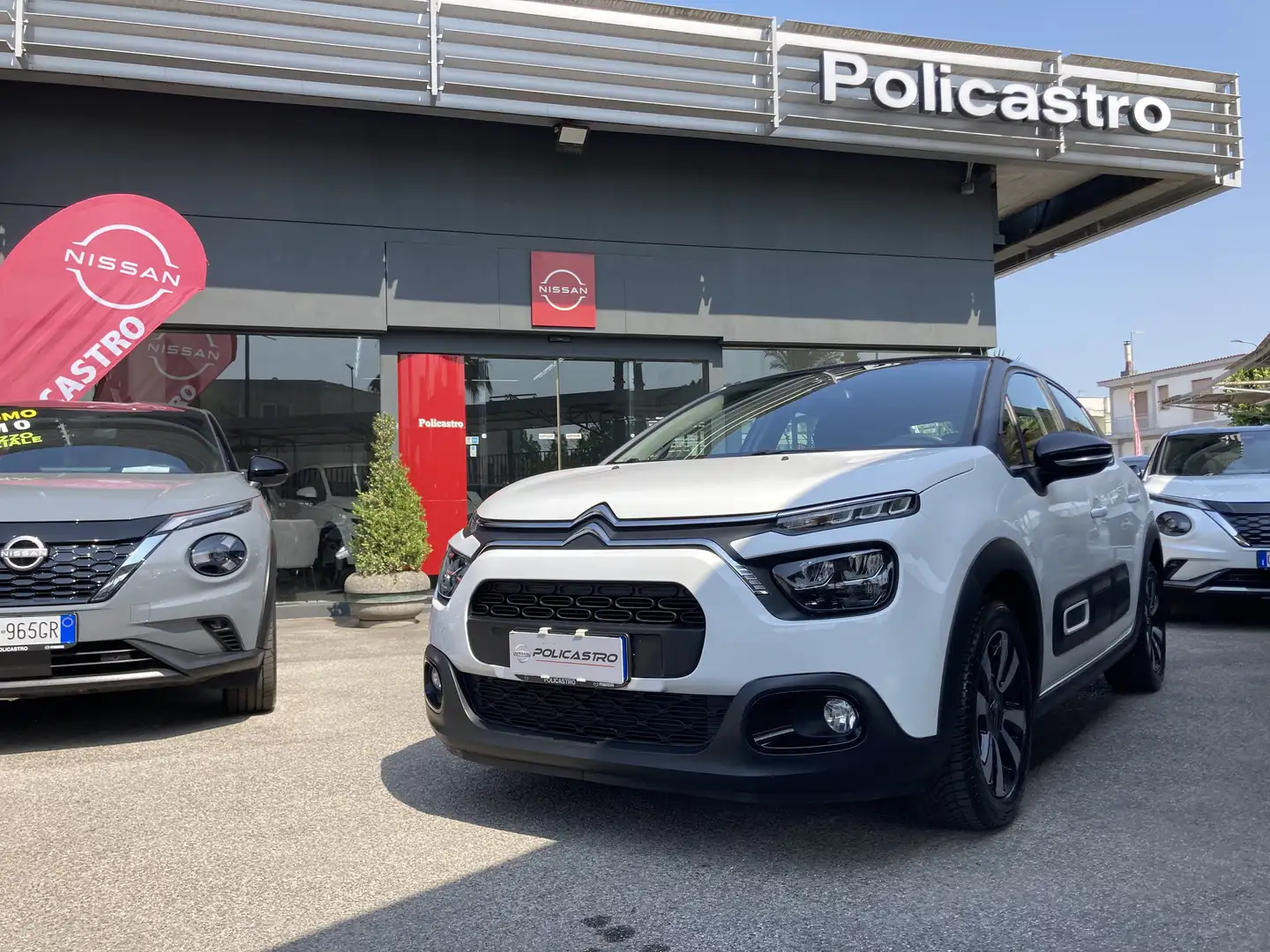 Citroen C3 1.2 puretech Shine Pack s CAR-PLAY LED PDC CRUISE Blanc - 1