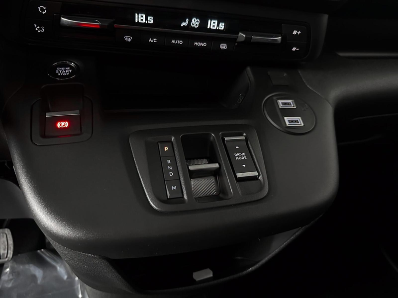 Citroen Berlingo 3 Places 1.5 BLUEHDI 130CH EAT8 S&S *PACK TECHNO N — photo 7