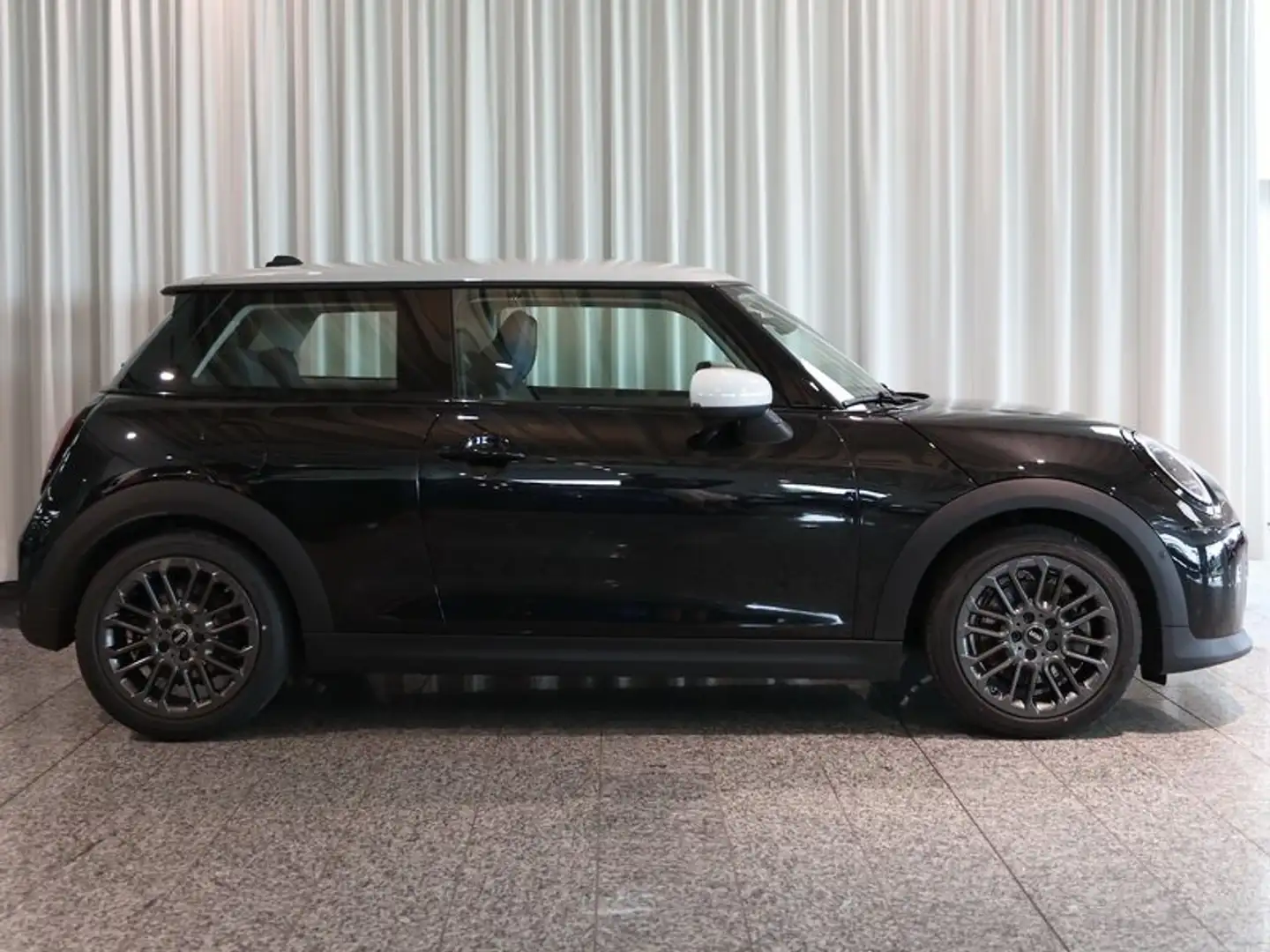 MINI Cooper Coupe Cooper C Classic Trim 3-trg. DrivAss LED HUD LKHZ Zwart - 2
