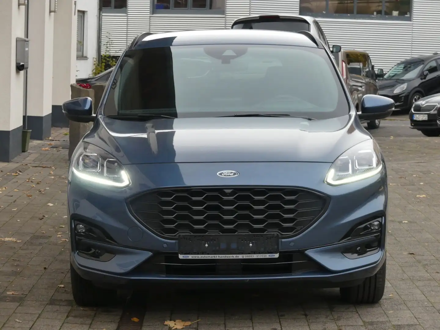 Ford Kuga Plug-In Hybrid ST-Line X Blau - 2