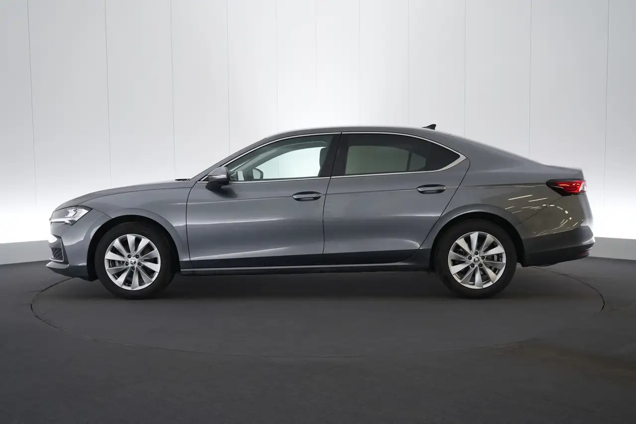 Skoda Superb Combi 1.5 TSI MHEV DSG Selection LEDER/ALCANTARA L, миниатюра 11