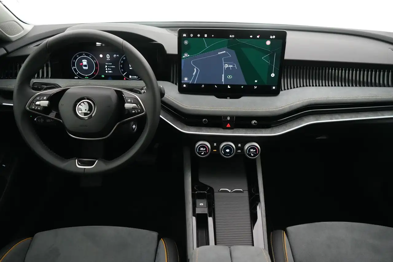 Skoda Superb Combi 1.5 TSI MHEV DSG Selection LEDER/ALCANTARA L, миниатюра 13