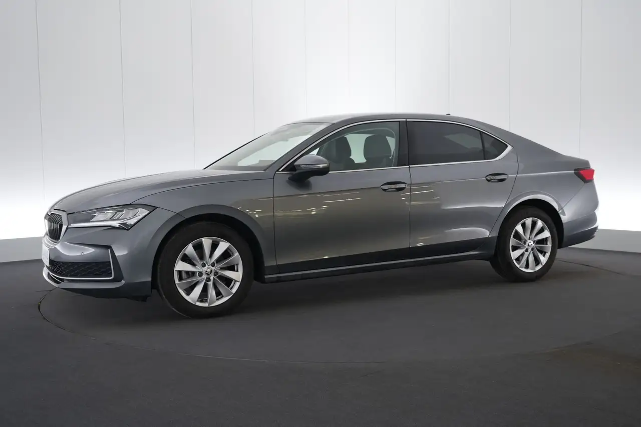 Skoda Superb Combi 1.5 TSI MHEV DSG Selection LEDER/ALCANTARA L, миниатюра 12