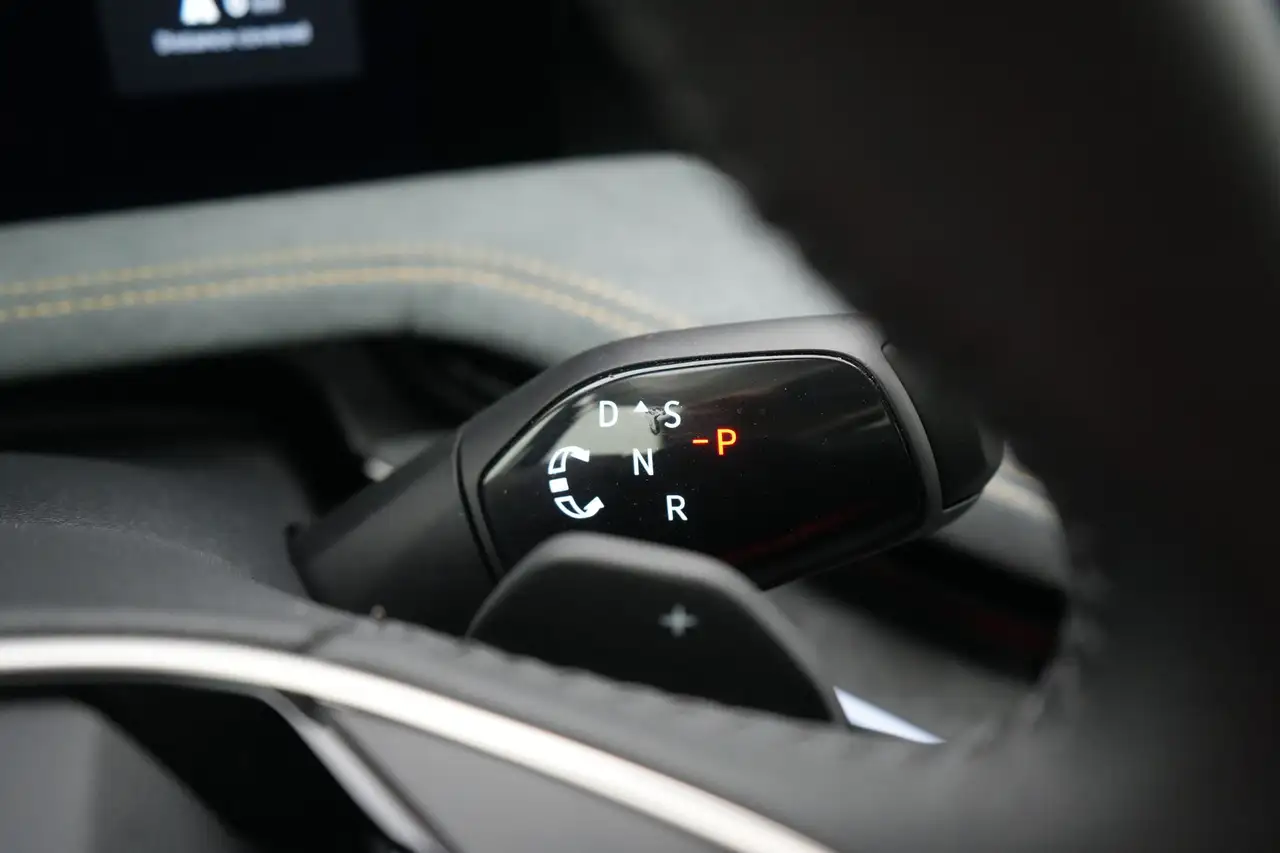 Skoda Superb Combi 1.5 TSI MHEV DSG Selection LEDER/ALCANTARA L, миниатюра 16