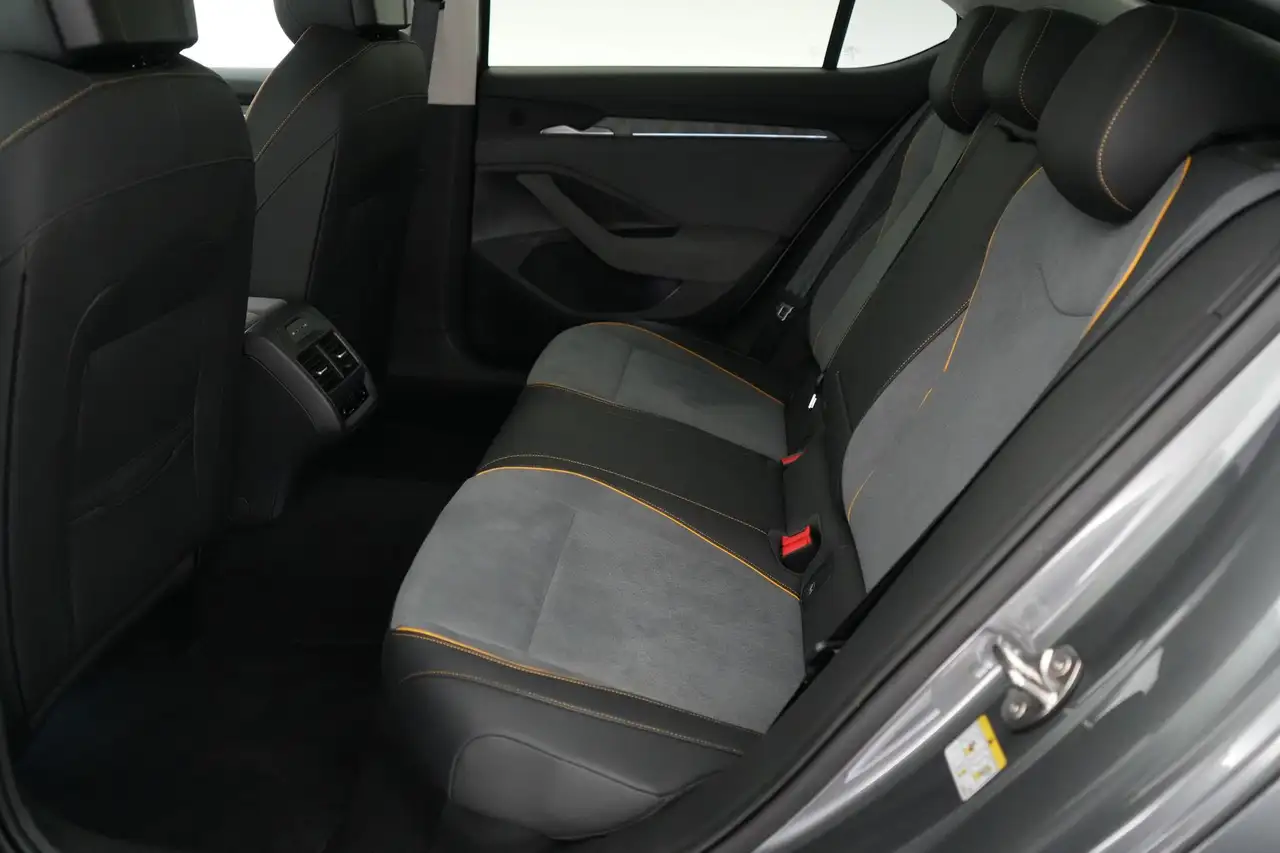 Skoda Superb Combi 1.5 TSI MHEV DSG Selection LEDER/ALCANTARA L, миниатюра 20