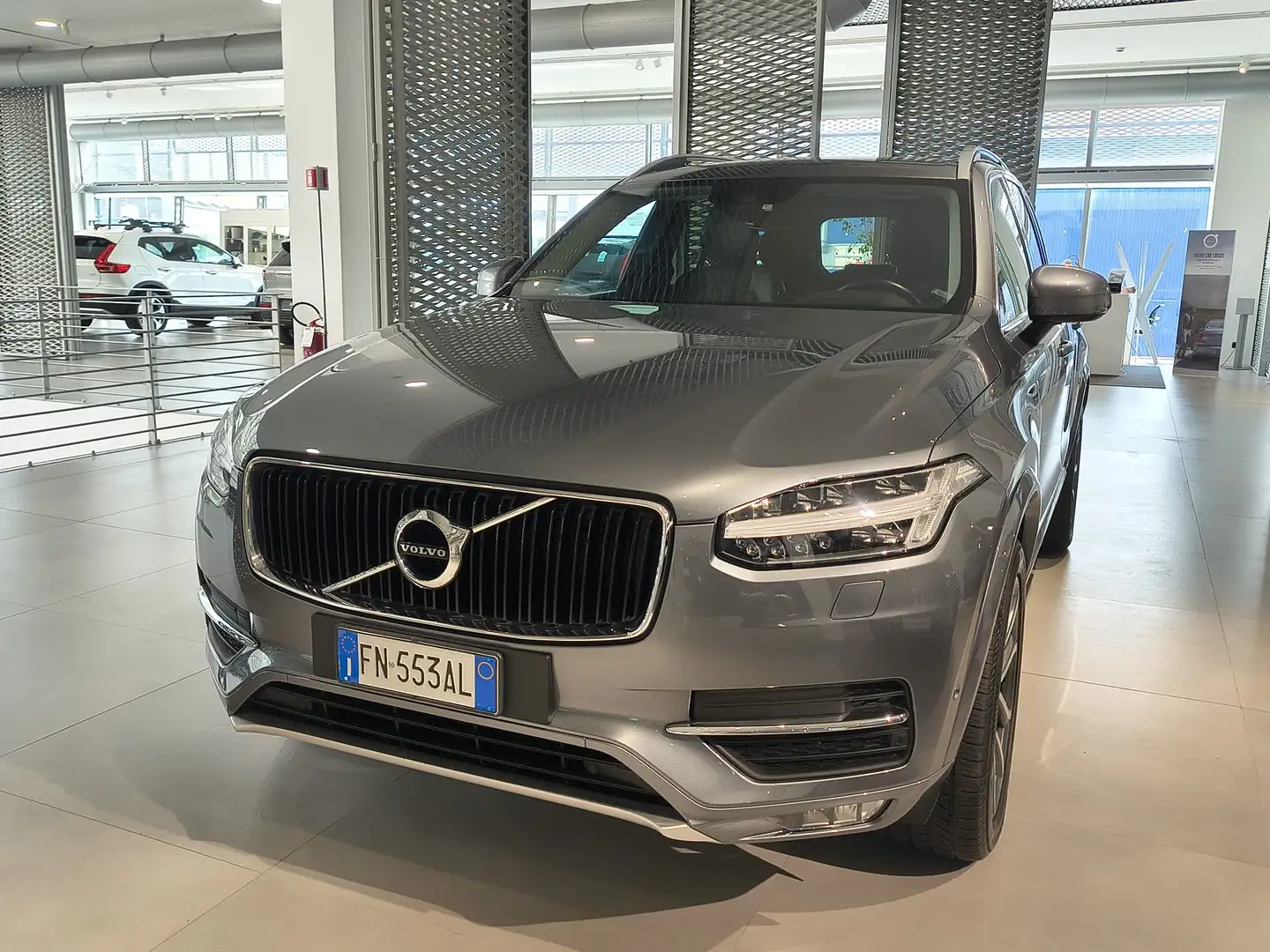 Volvo XC90 XC90 D5 Business Plus awd 235cv 7posti geartronic Grigio - 1