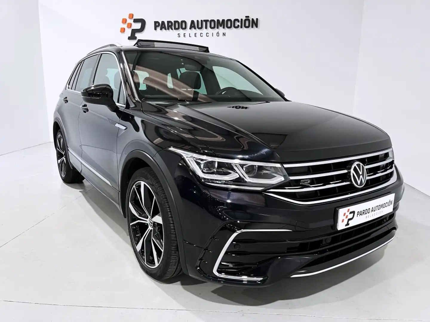 Volkswagen Tiguan 2.0TDI R-Line DSG 110kW Negro - 1