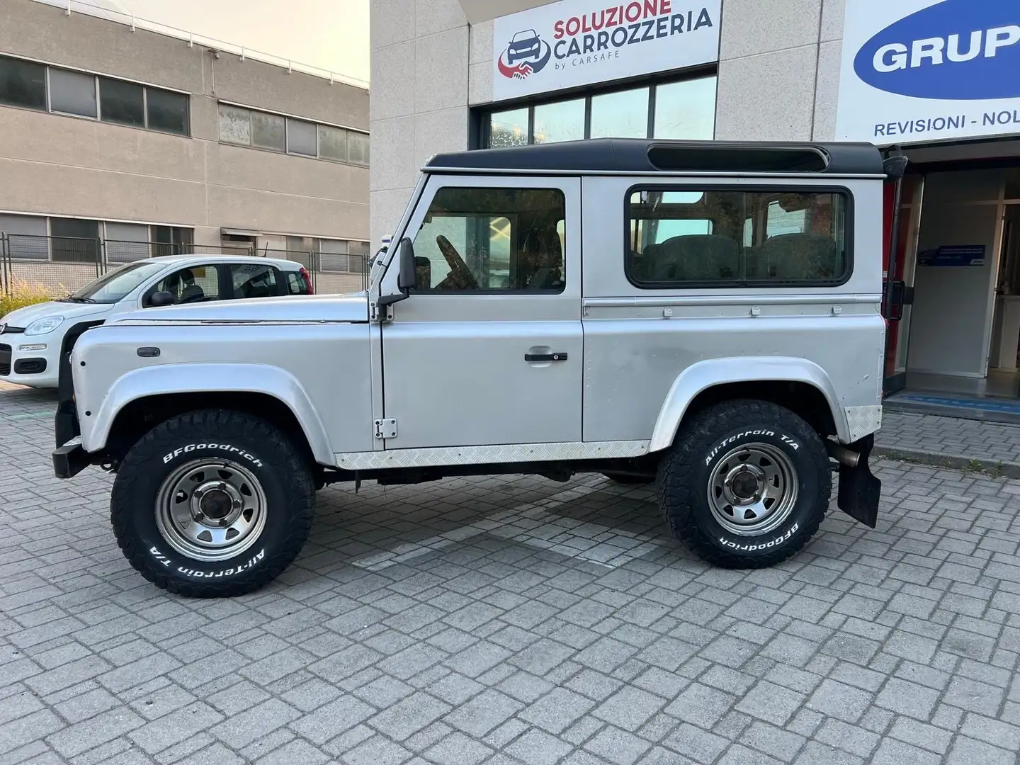 Land Rover Defender Defender 90 2.5 td5 E SW Grigio - 2