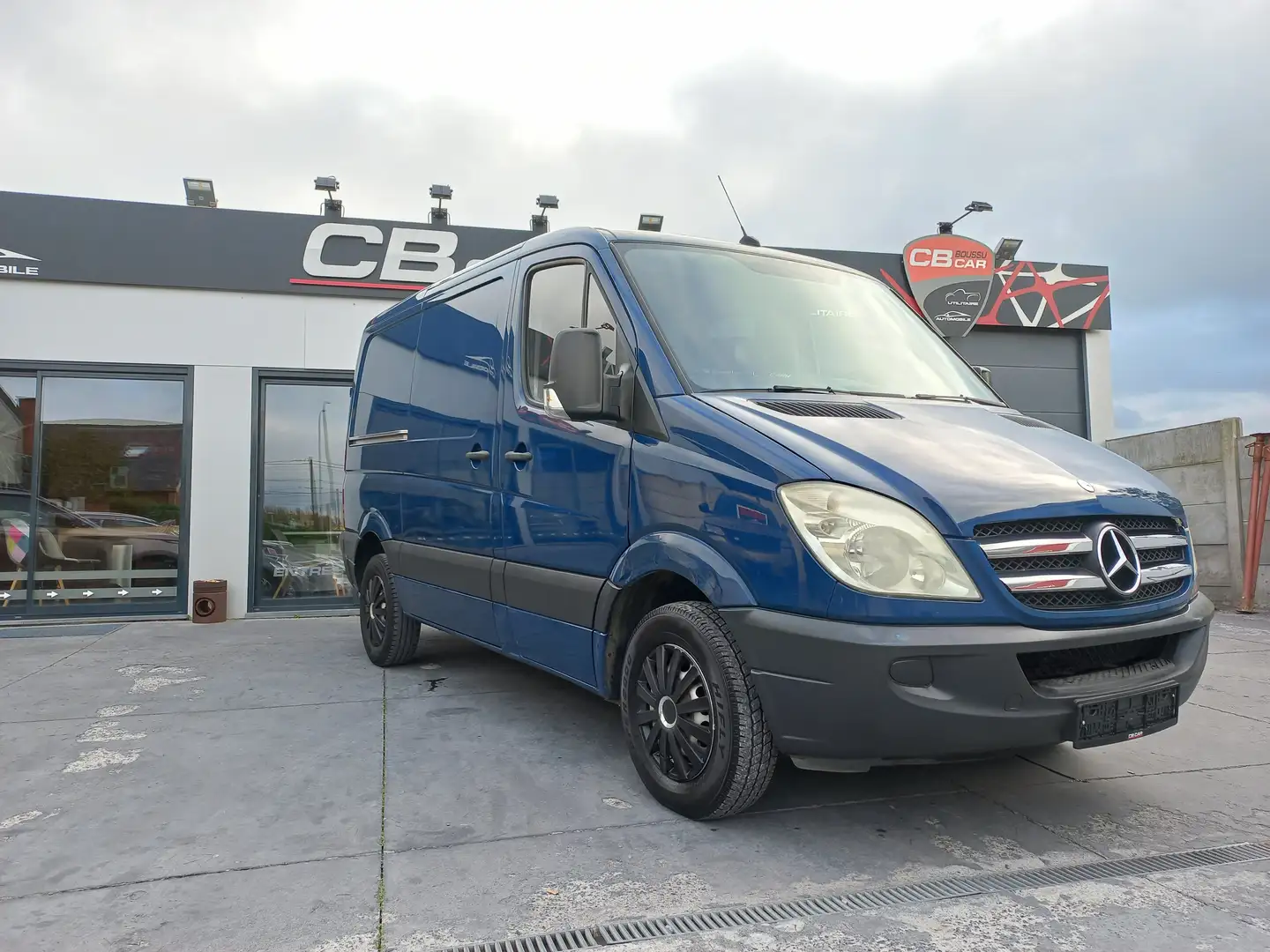 Mercedes-Benz Sprinter 210 CDI Bleu - 1