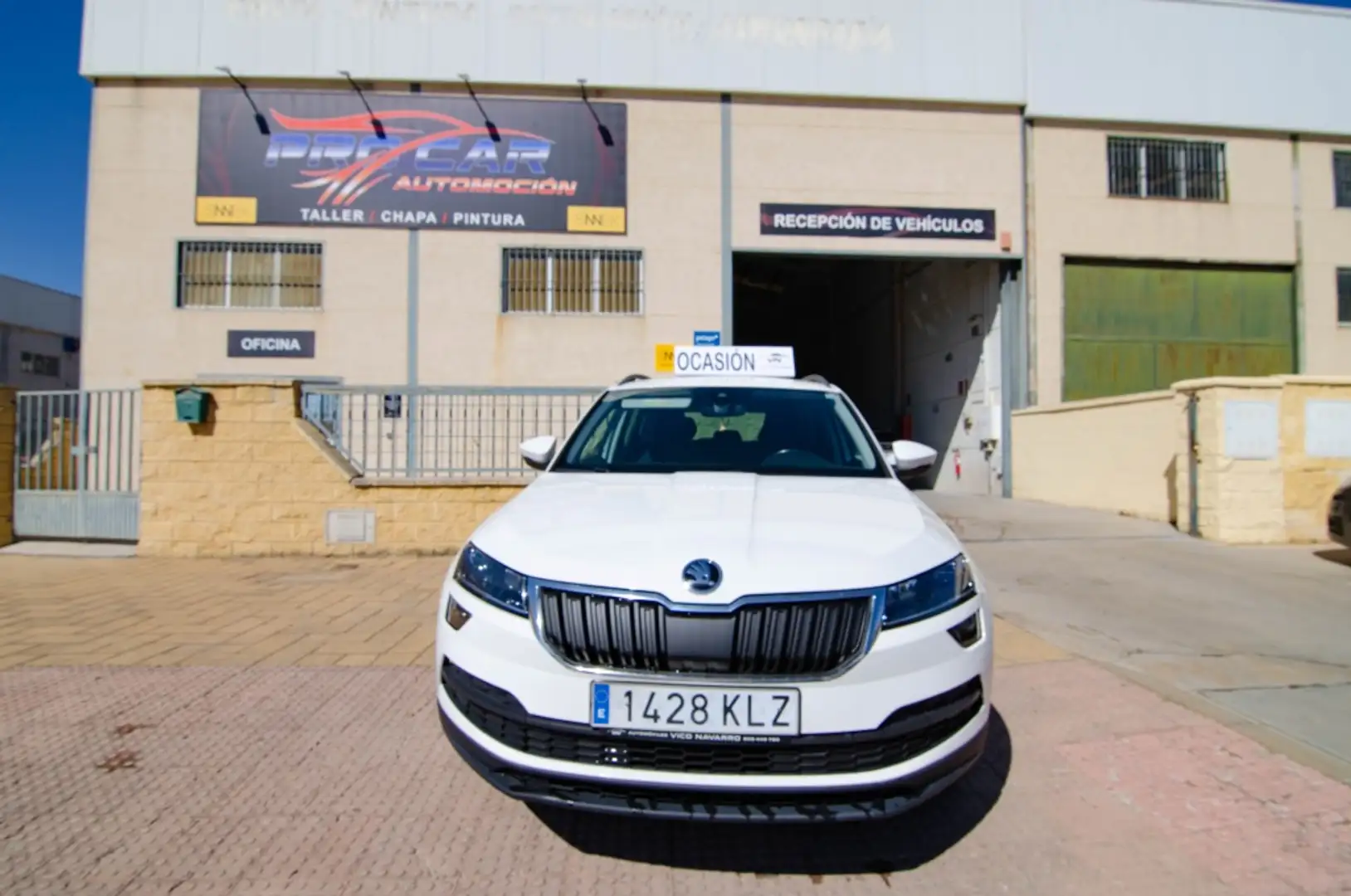 Skoda Karoq 1.0 TSI Ambition Blanco - 1